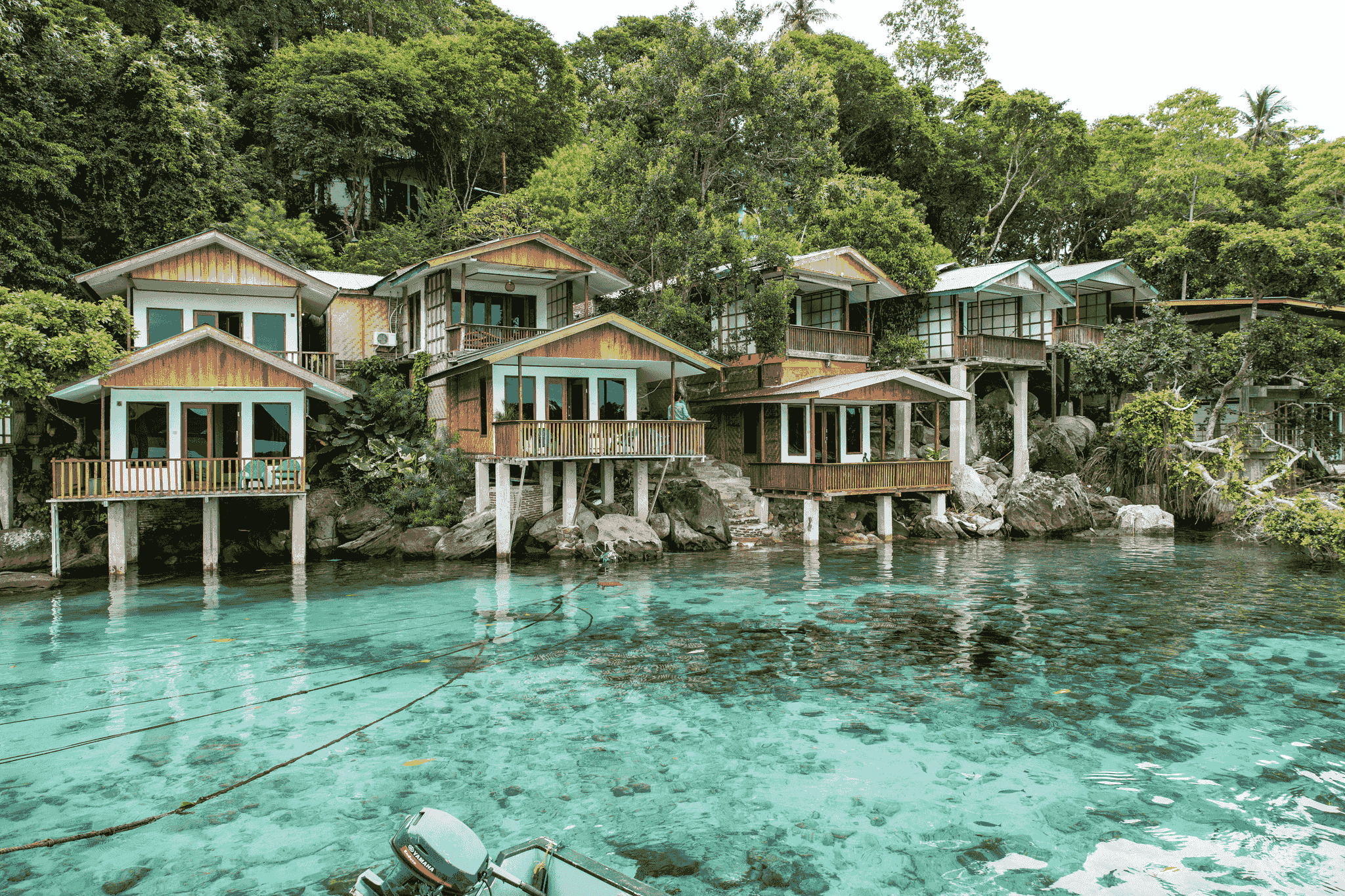 Innovative oil rig housing solutions with floating houses