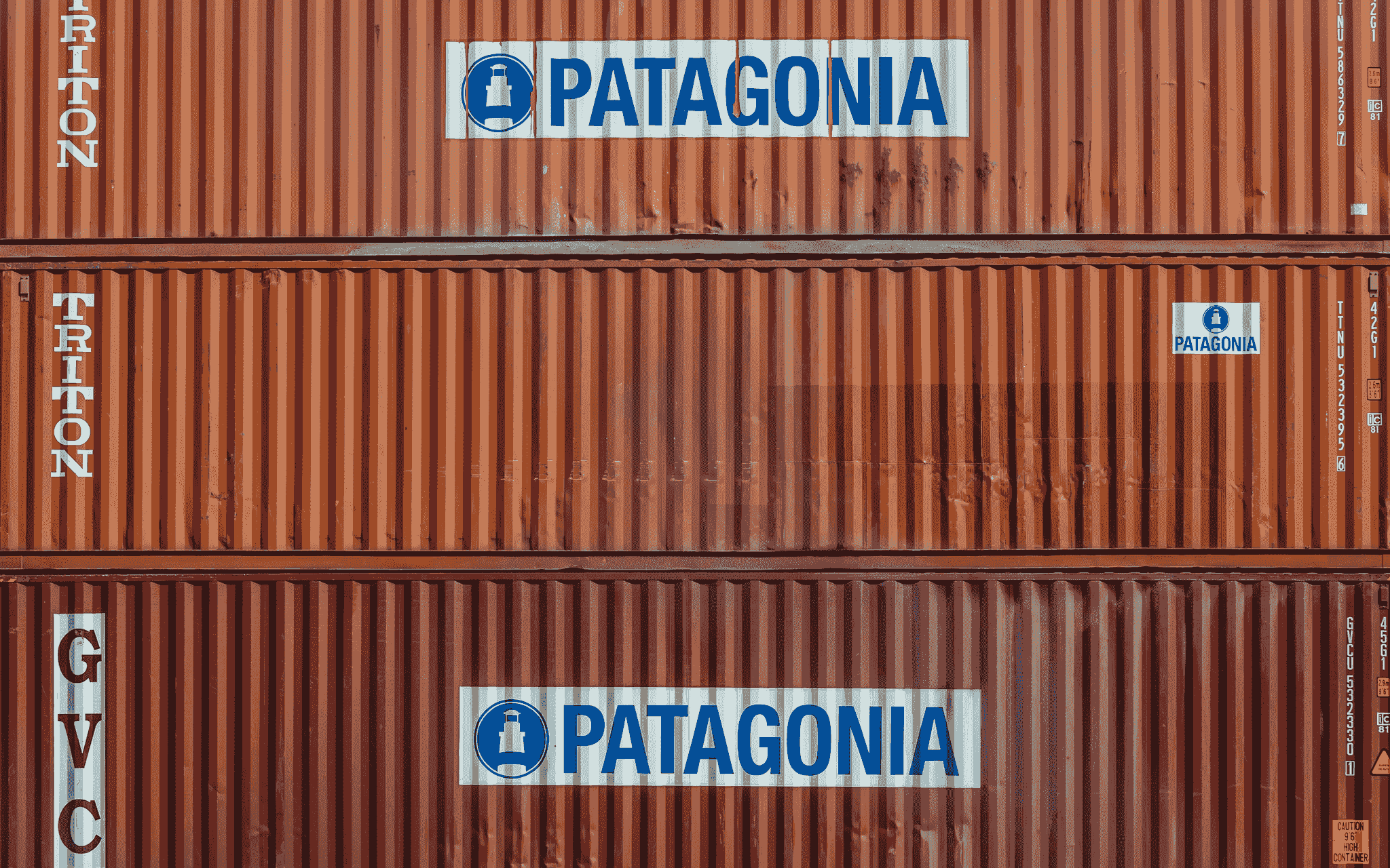 Container Loading Inspection with verified shipping marks on containers