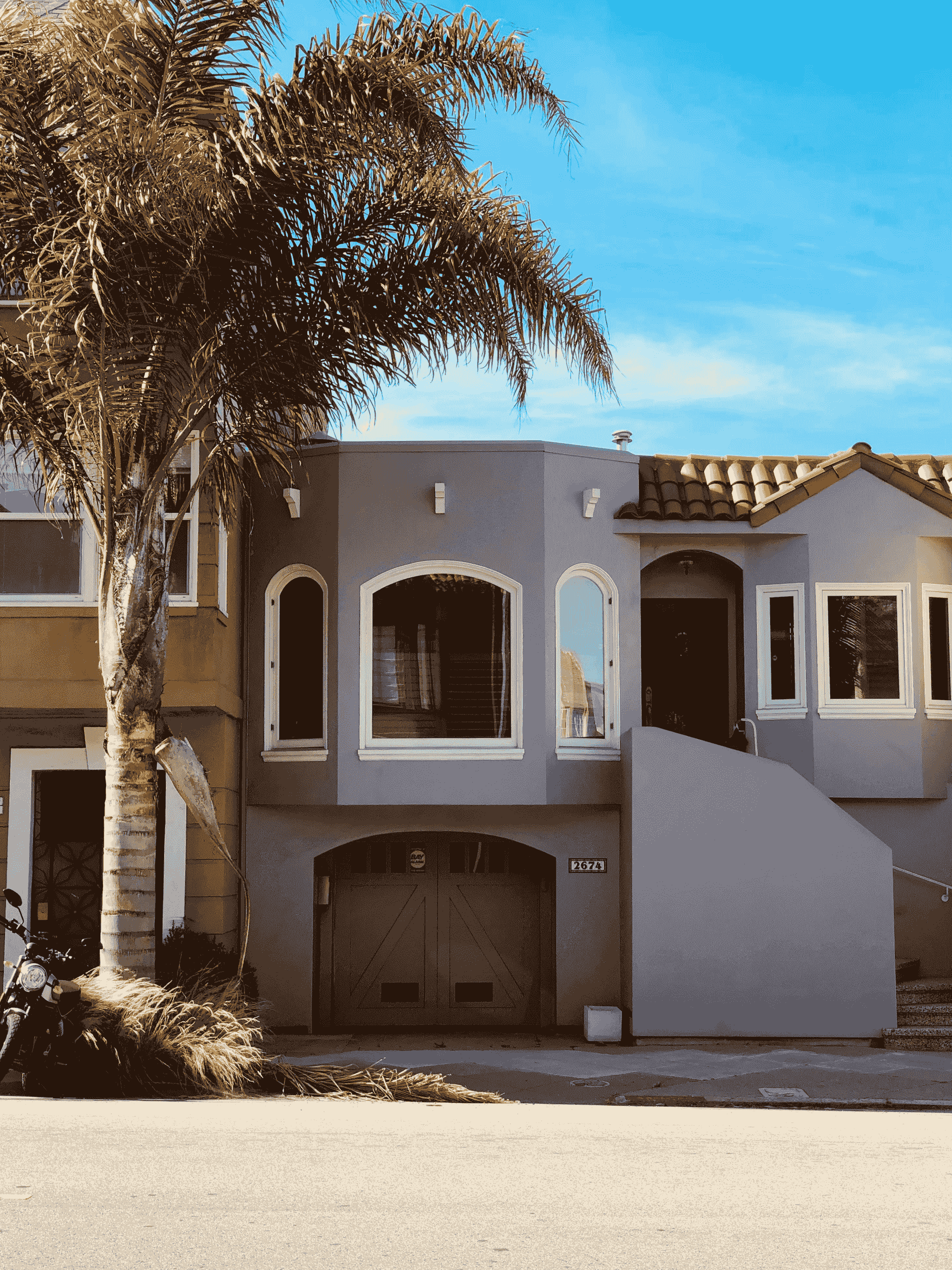 How Investors Can Leverage Medium-Term Rentals for Stro...