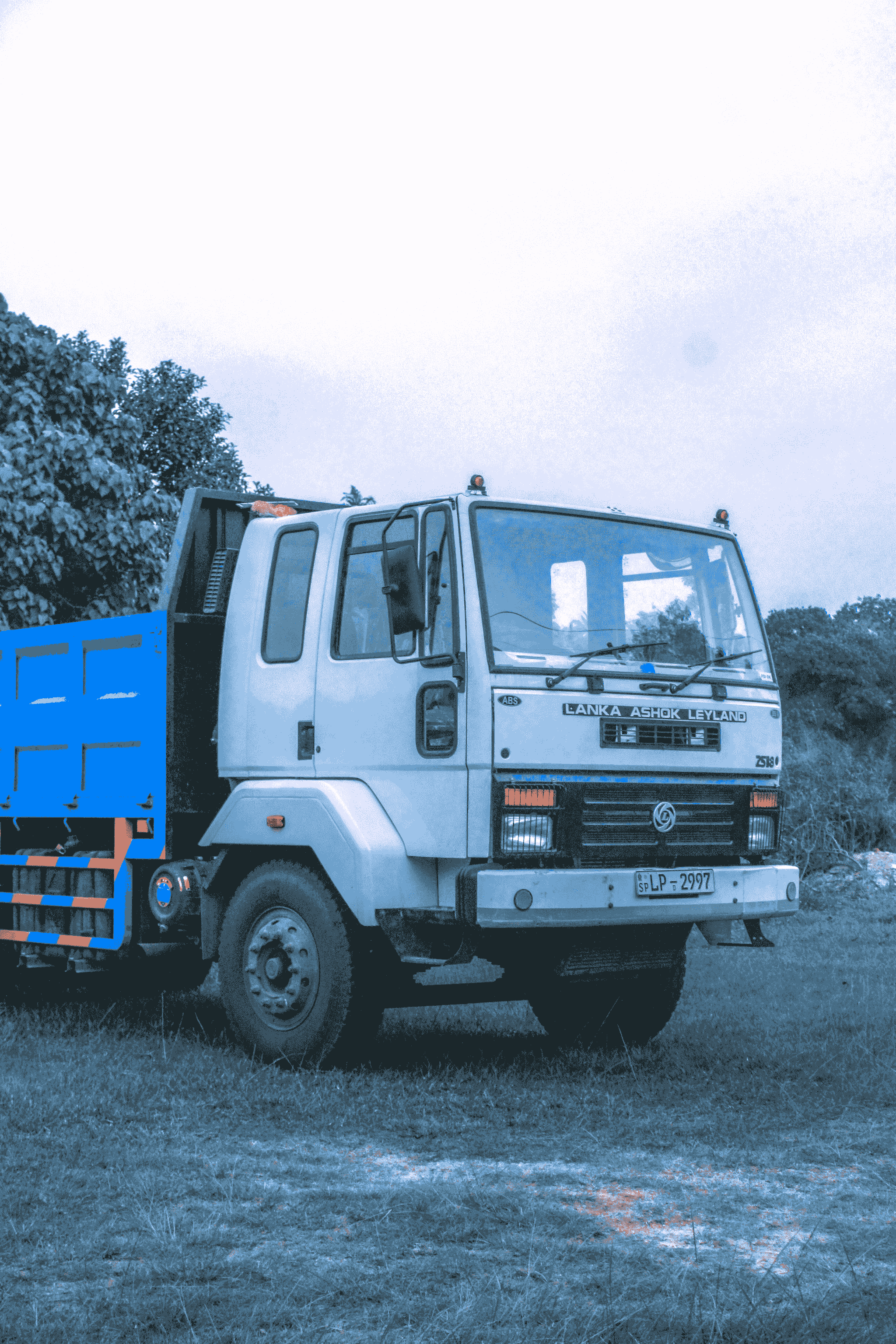 In addition to passenger cars, we specialize in exporting commercial vehicles such as fire trucks, ambulances, and tankers. Our products are tailored to meet the unique demands of various industries while ensuring high quality and reliability. Specialty Commercial Vehicles Our Services We are professional new and used car exporters from the Chongqing region of China. We can provide customers with passenger cars, SUVs, and other vehicles of different brands, models, and configurations such as Honda, Volkswagen, Changan, etc. We can also provide commercial special vehicles such as fire trucks, ambulances, fuel tankers, etc. Customers will receive a perfect experience and service from our company along with their desired cars.