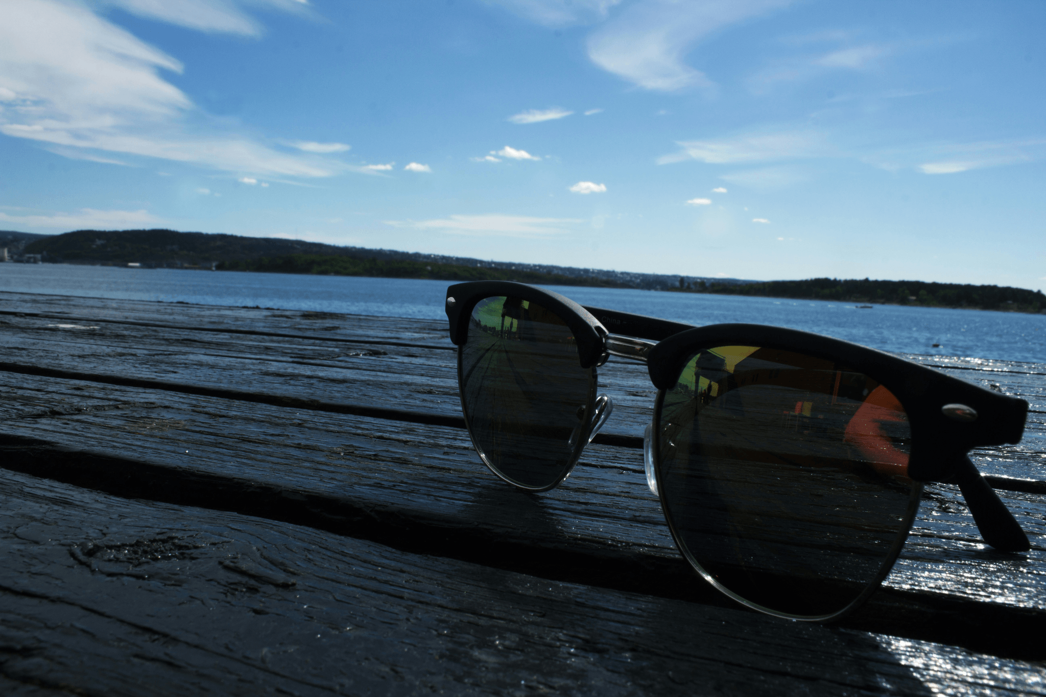 how to polarized sunglasses work in bright sunlight