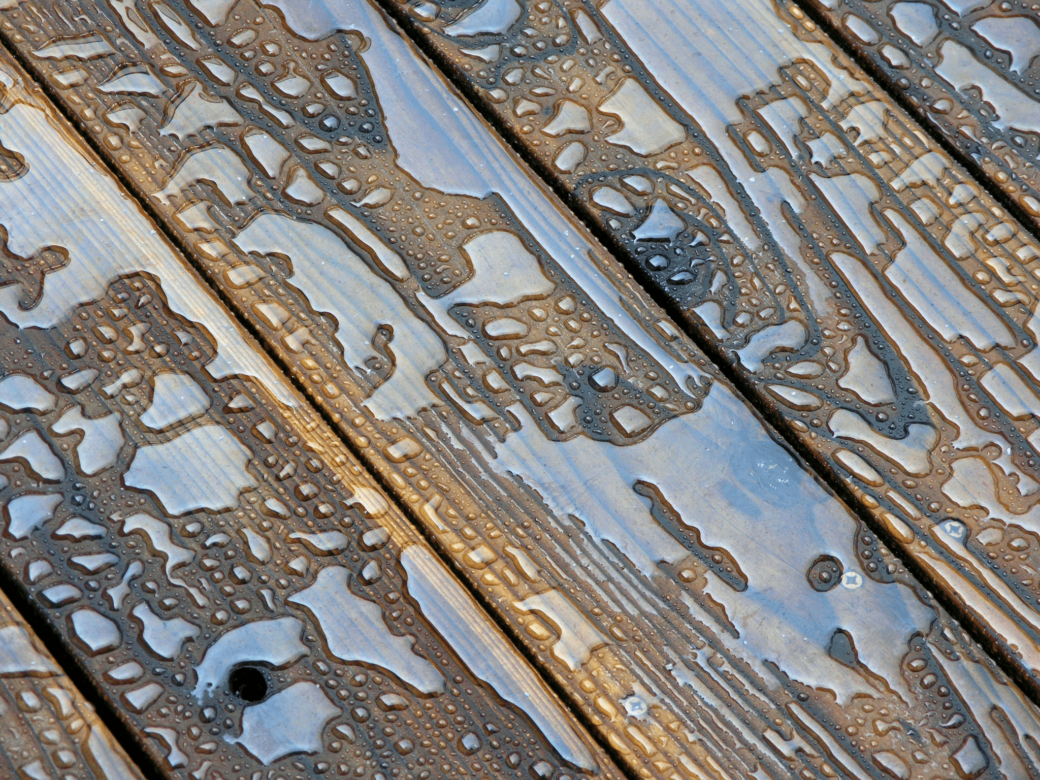 is composite decking slippery when wet? Explore textures.
