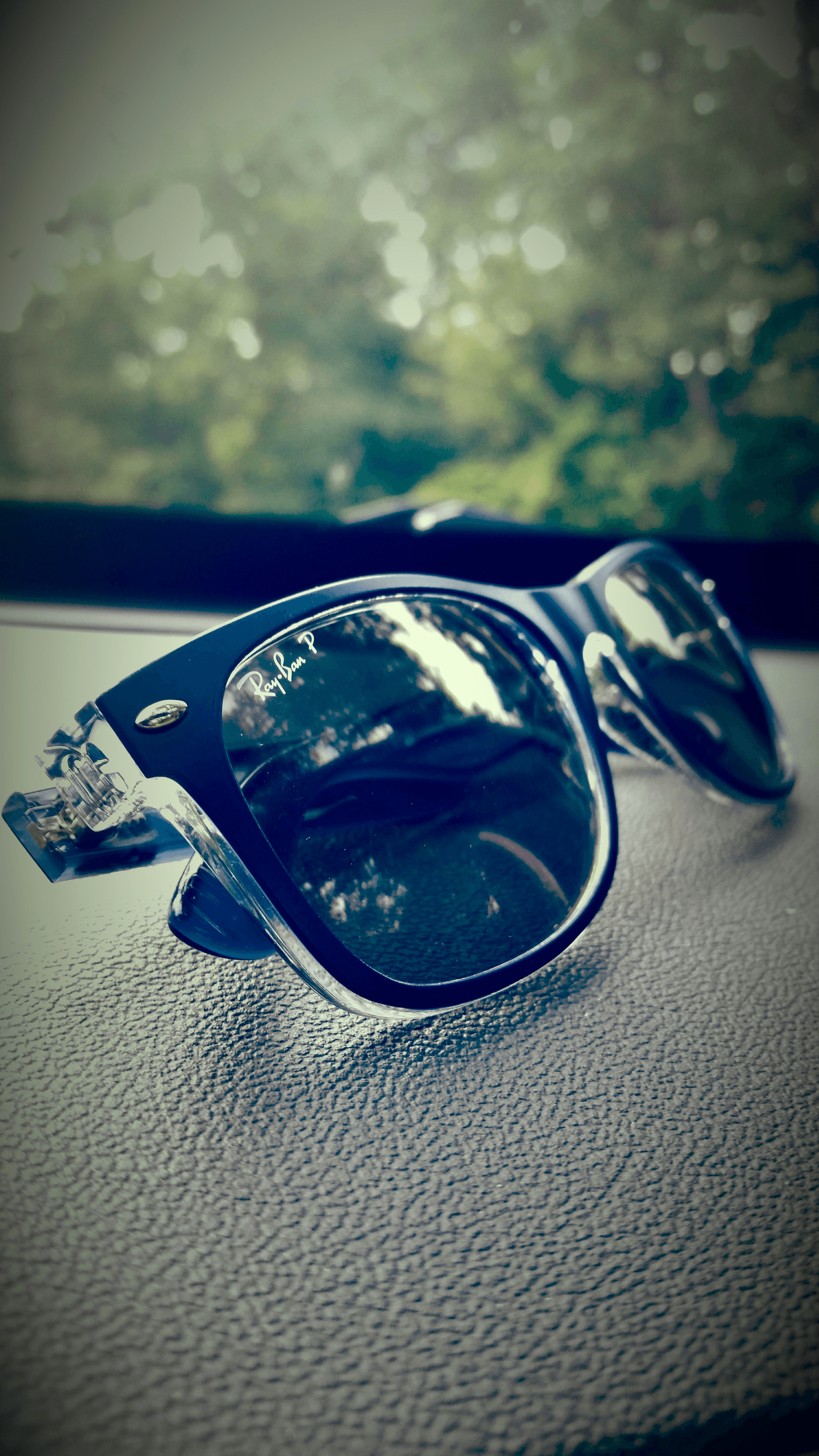 Explore top brands of sunglasses at Aisen Optical.