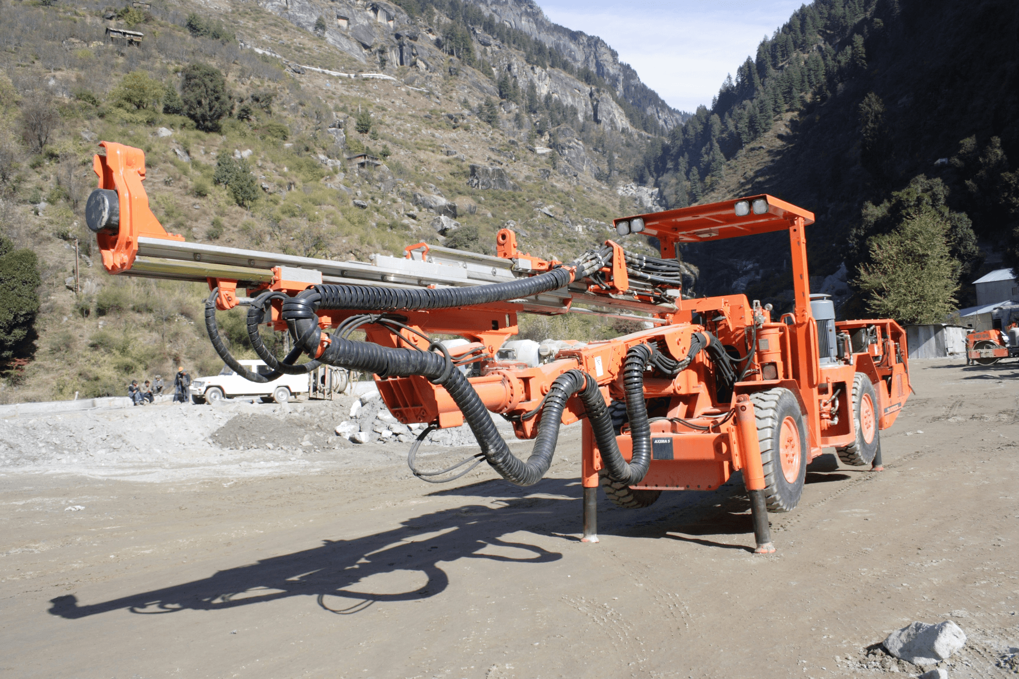 Composition and configuration selection of Truck-mounted water well drilling rig