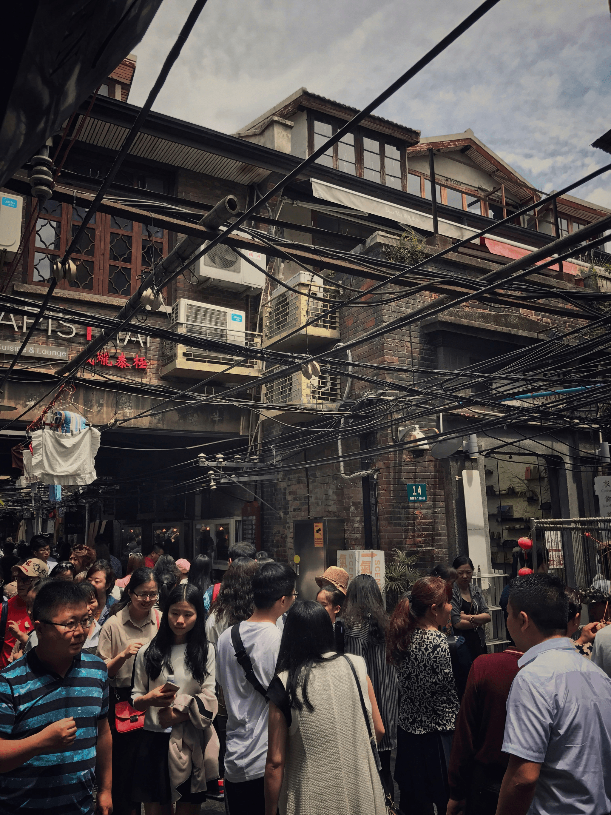 Exploring the vibrant china products wholesale marketplace