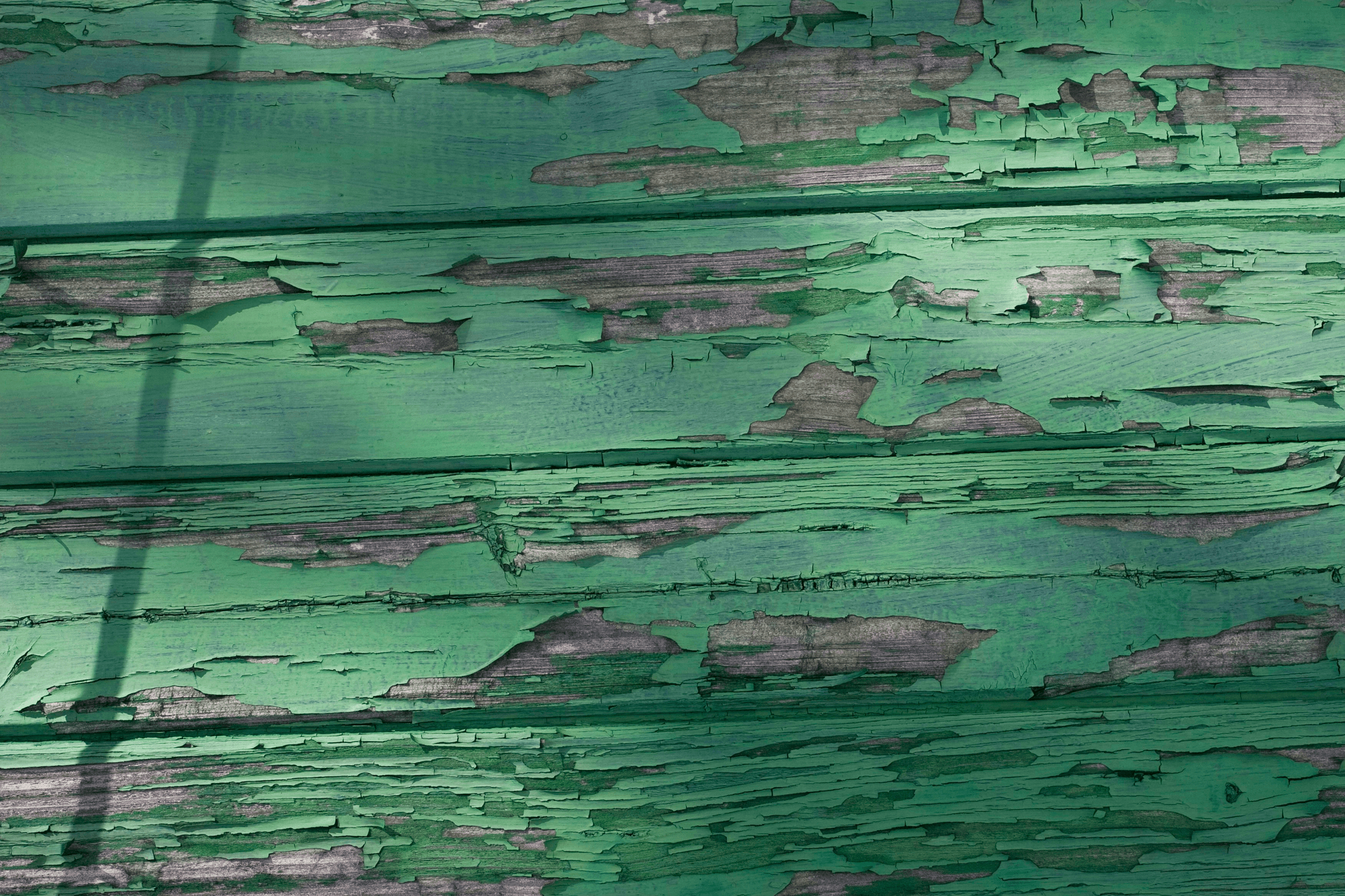 how to get green off decking using effective cleaning methods