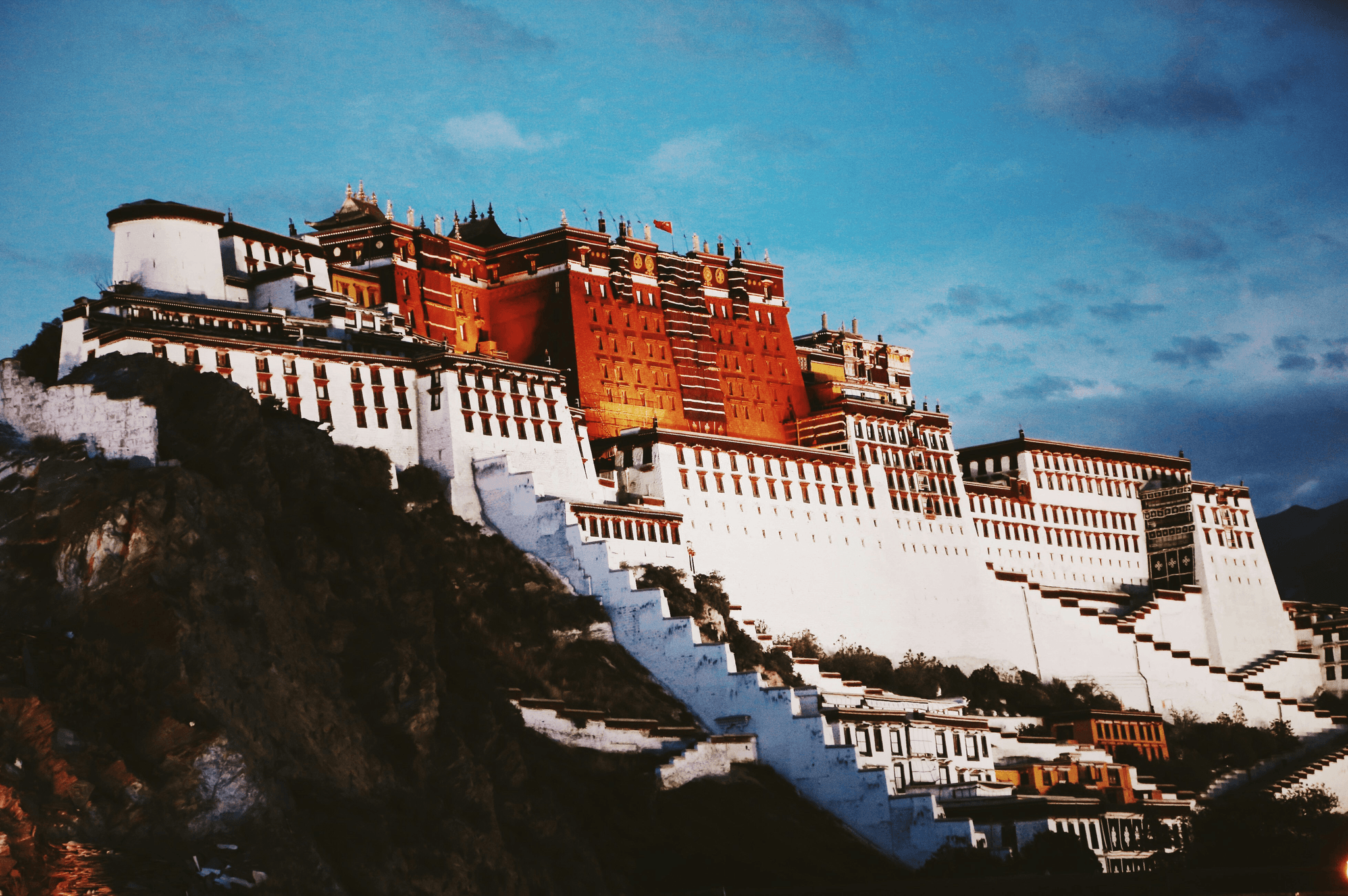potala palace lhasa tibet china majestic view