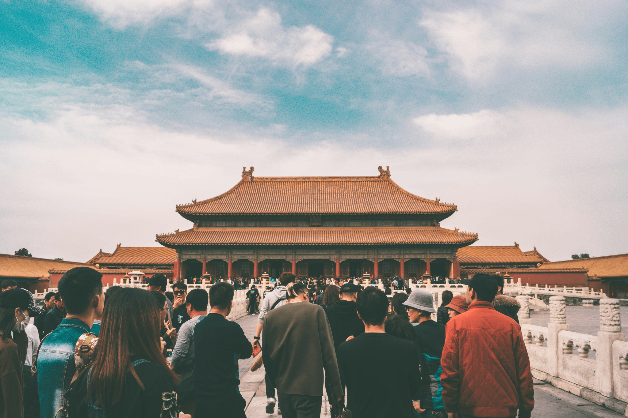 Expert assistance for navigating income tax rates china