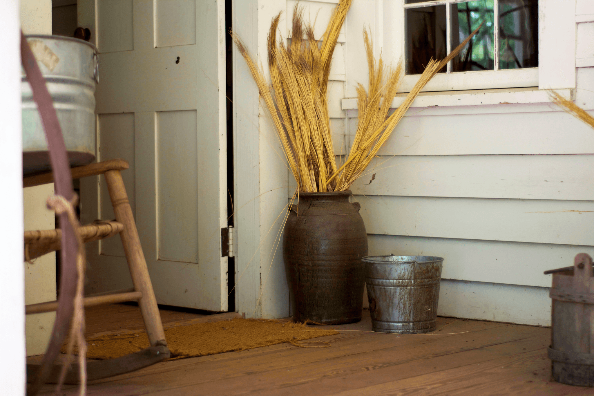 Front Porch Tile Flooring Ideas with Weather-Resistant Materials