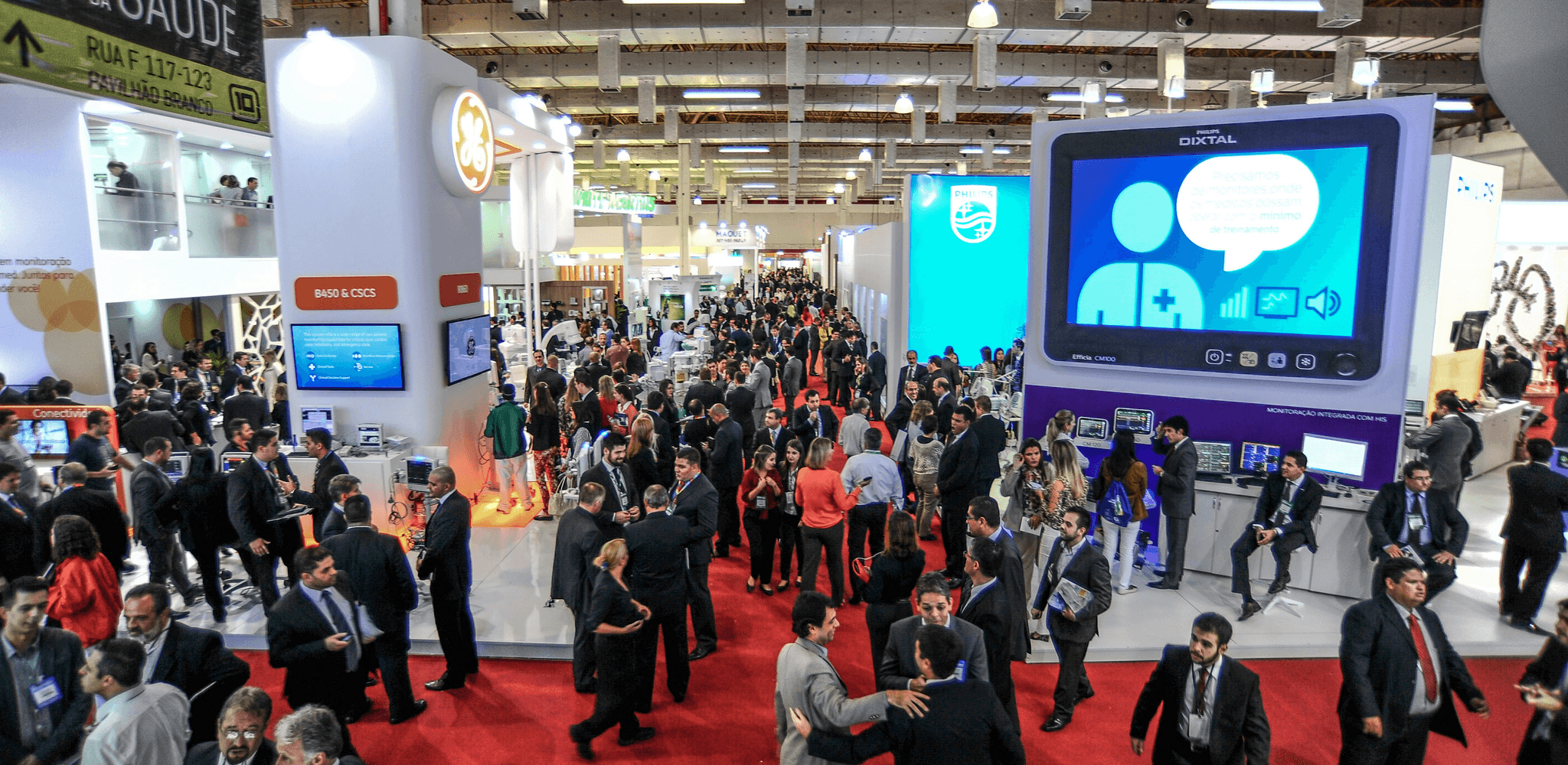 Networking at Trade Show to Find Manufacturer