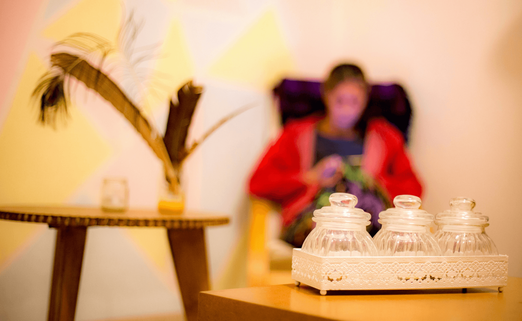 Providing an online viewing service that allows you to view properties while at home. An AI beauty will convey the details of the property in real time. online viewing service Our company's service AI beautiful woman guides the town real estate WEB business 'Town Town'