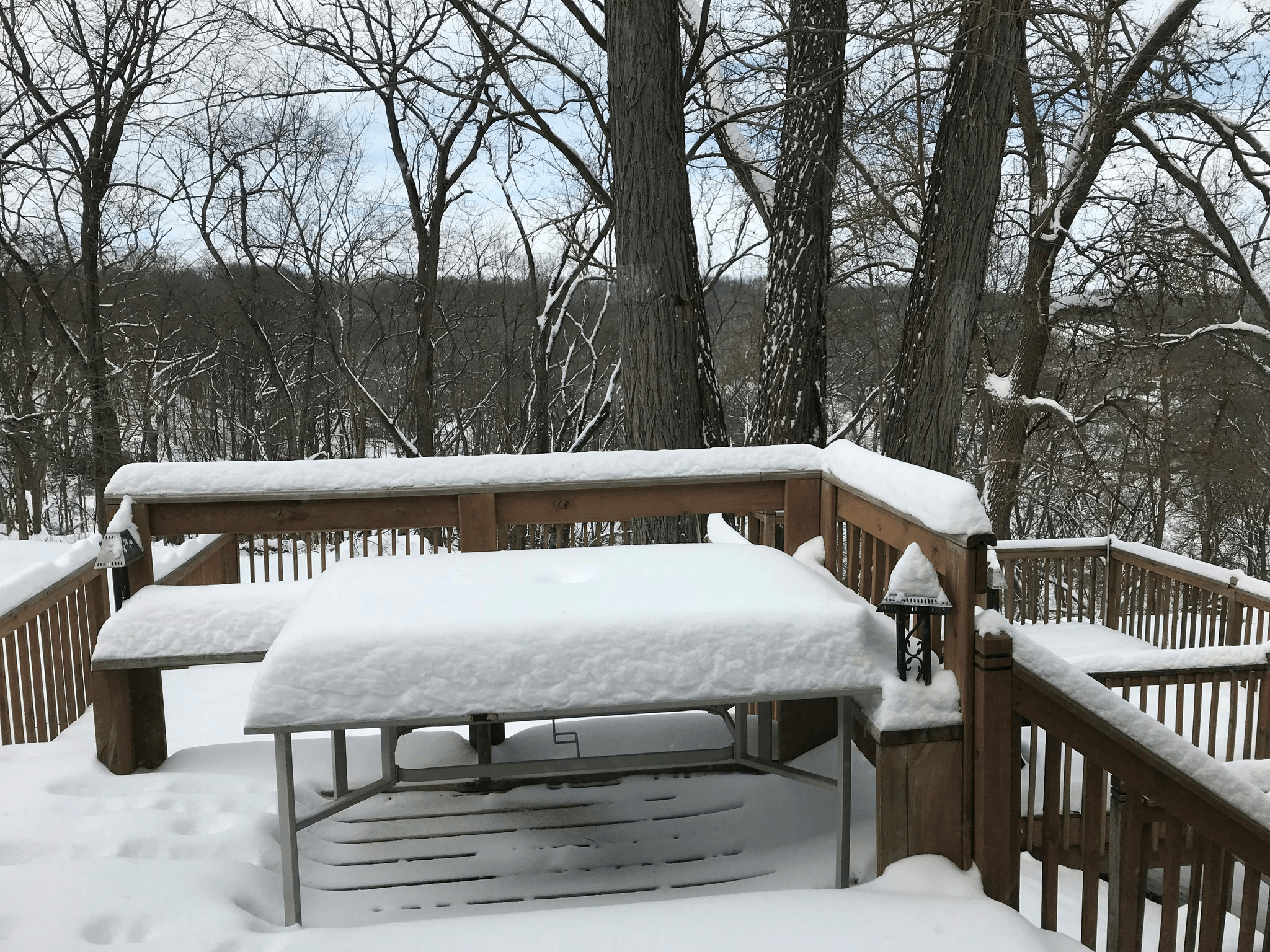 is composite decking slippery in winter: tips & precautions