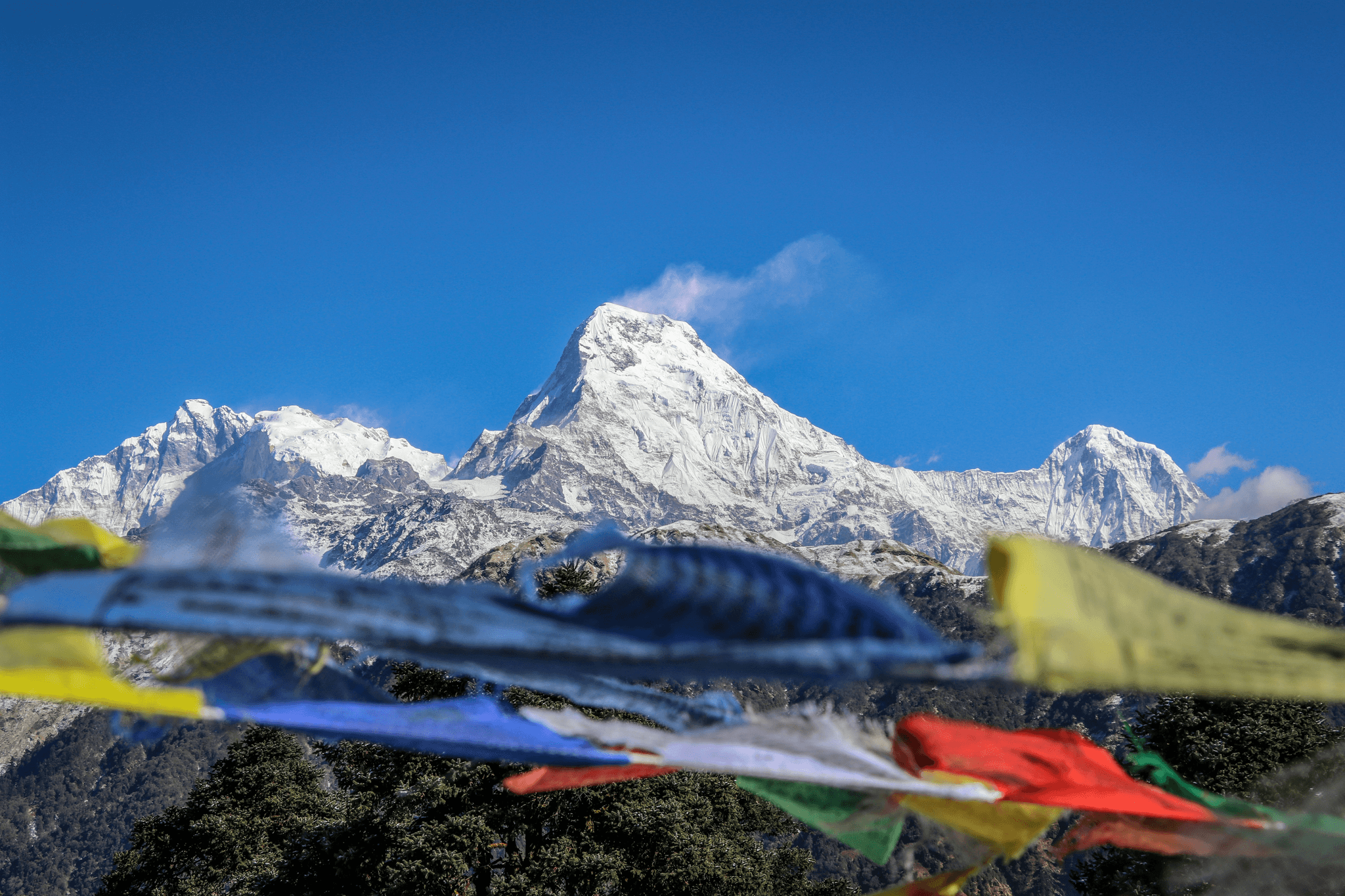 Mount everest weather during trekking at base camp