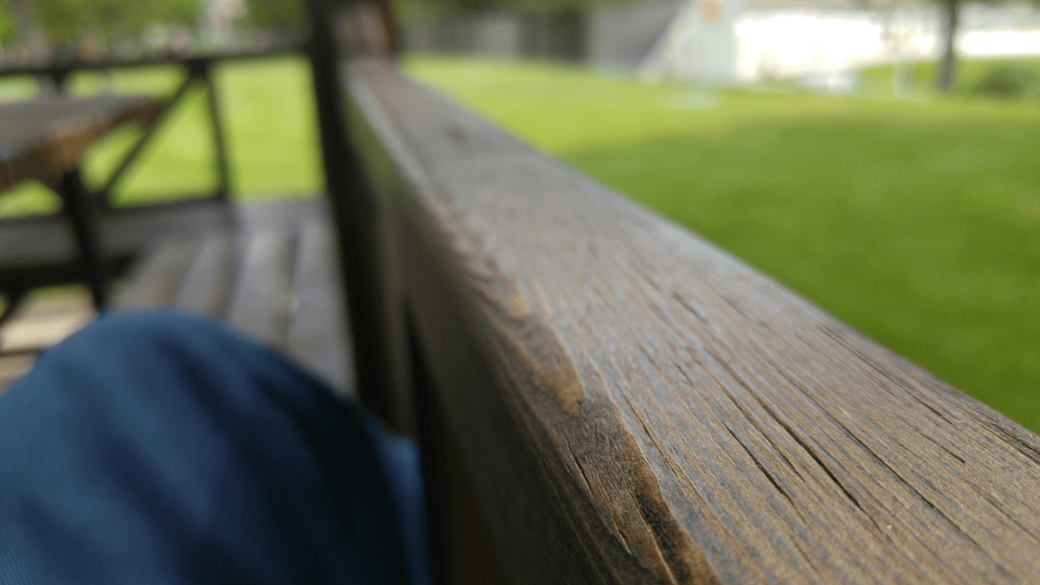 how to oil decking for an attractive outdoor area