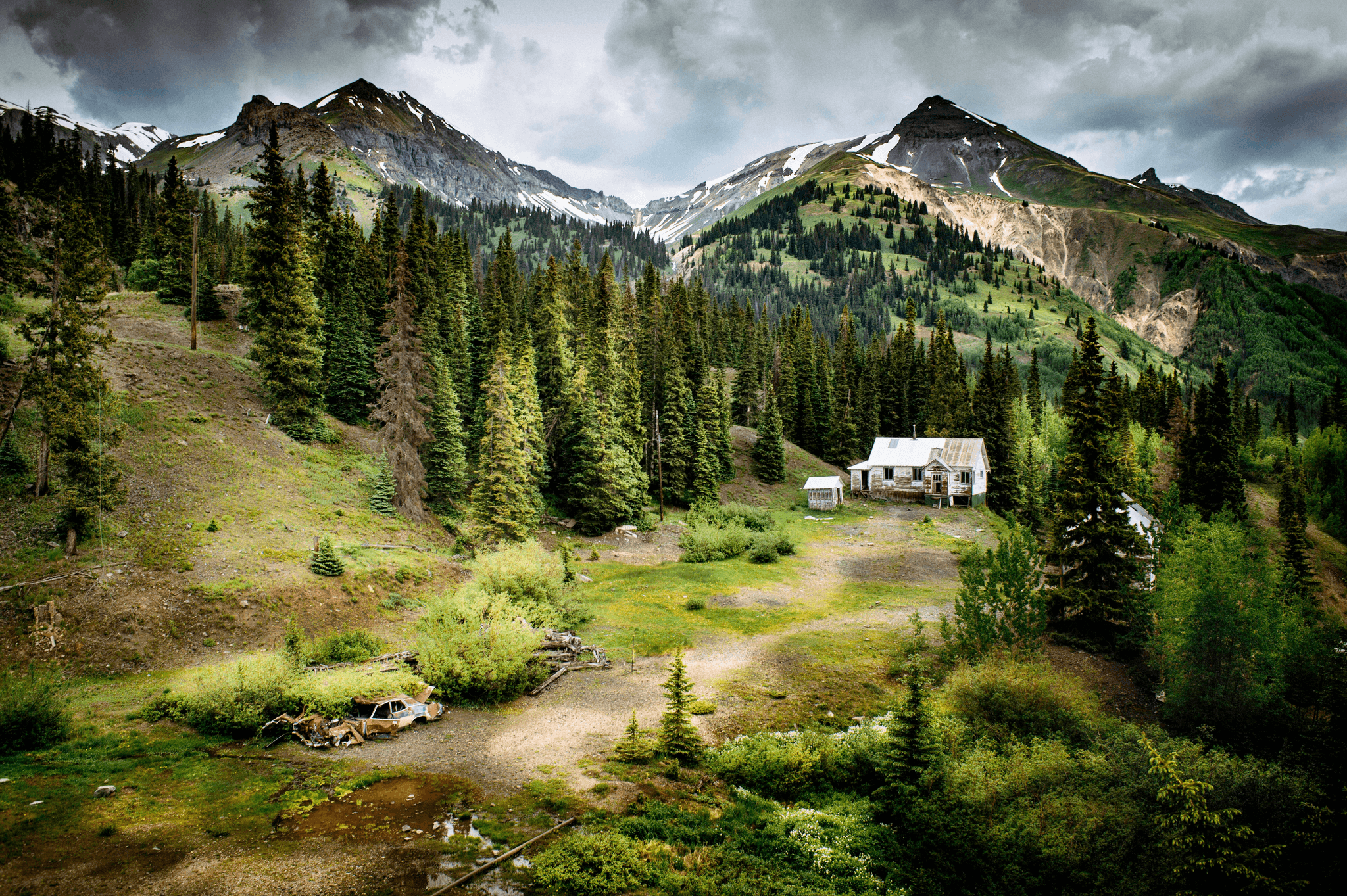 apple cabin for sale in scenic mountain location