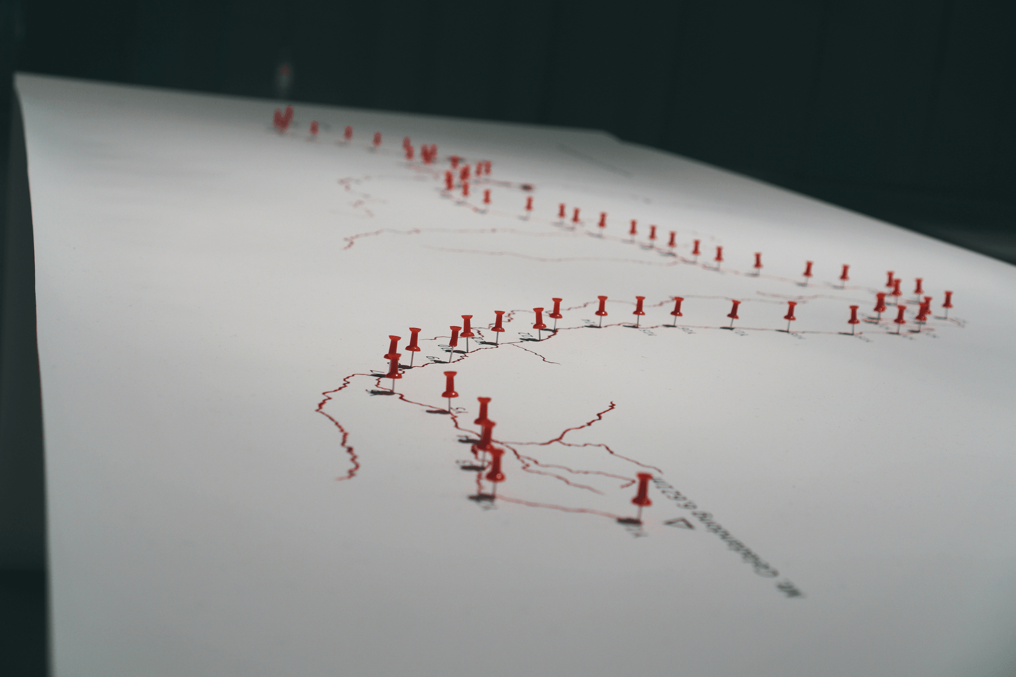 Illustration depicting how global trade is facilitated through trading companies