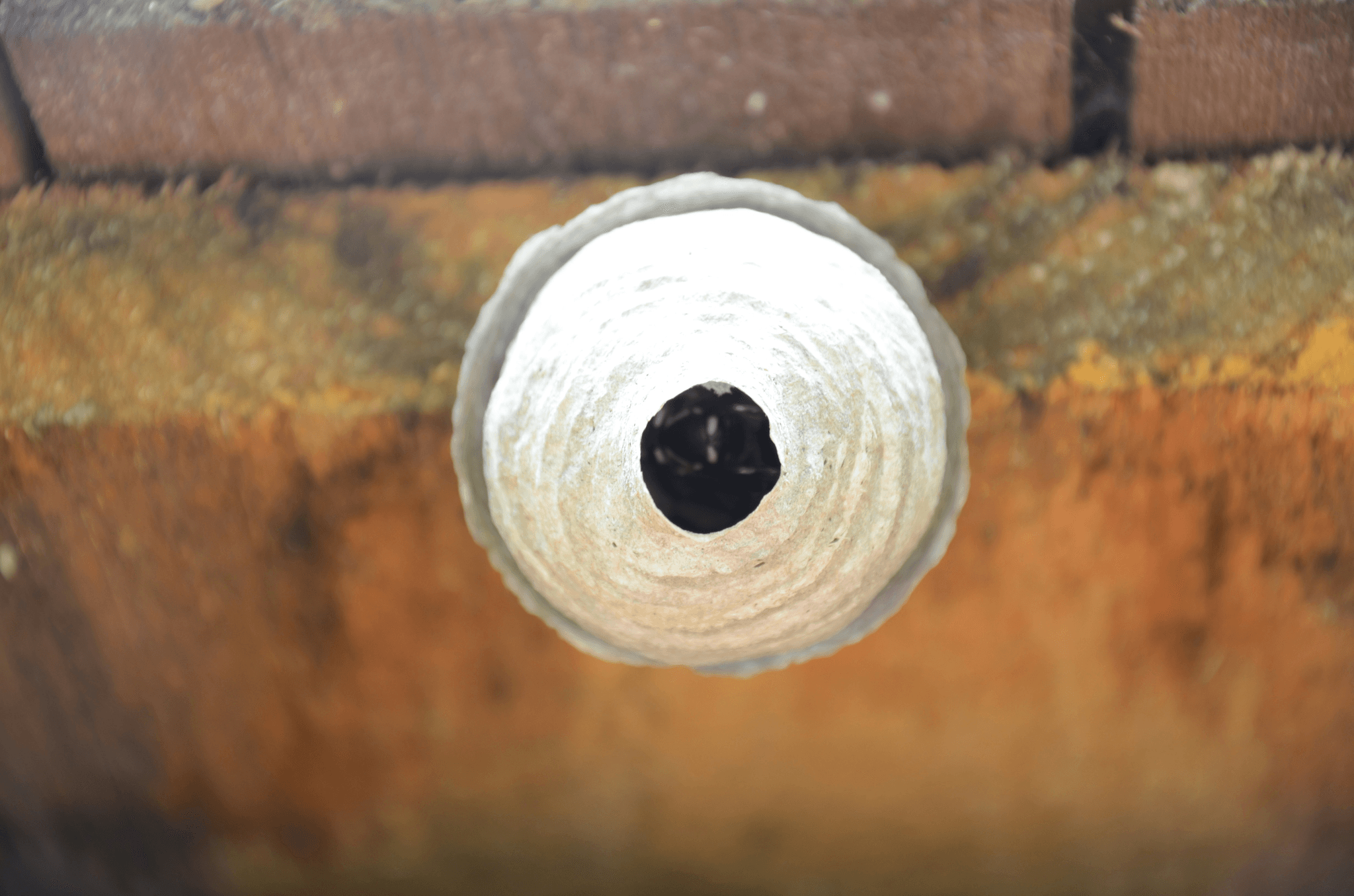 Hot Thermal Insulation inspection showing gaps in pipe insulation