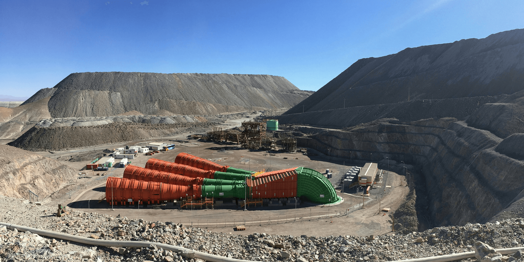 Convenient location of mining accommodation near active mine site