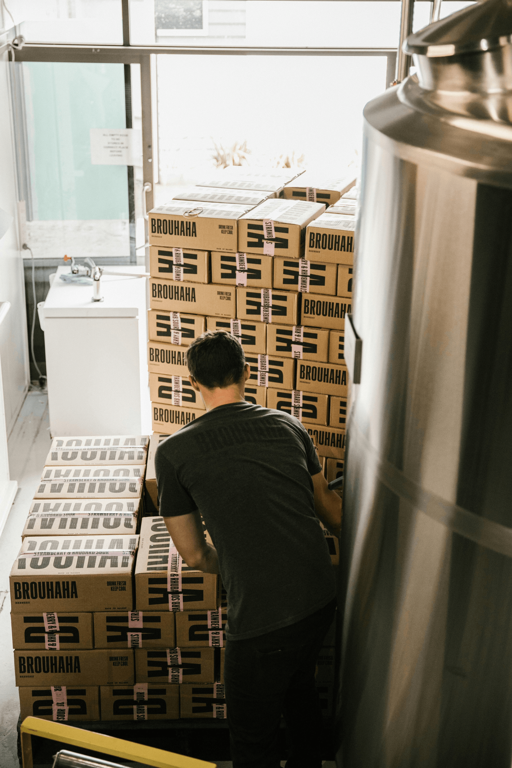 We facilitate the export of high-quality products to different countries. Efficient export List of characteristics Distribution of Products/Sales/export
