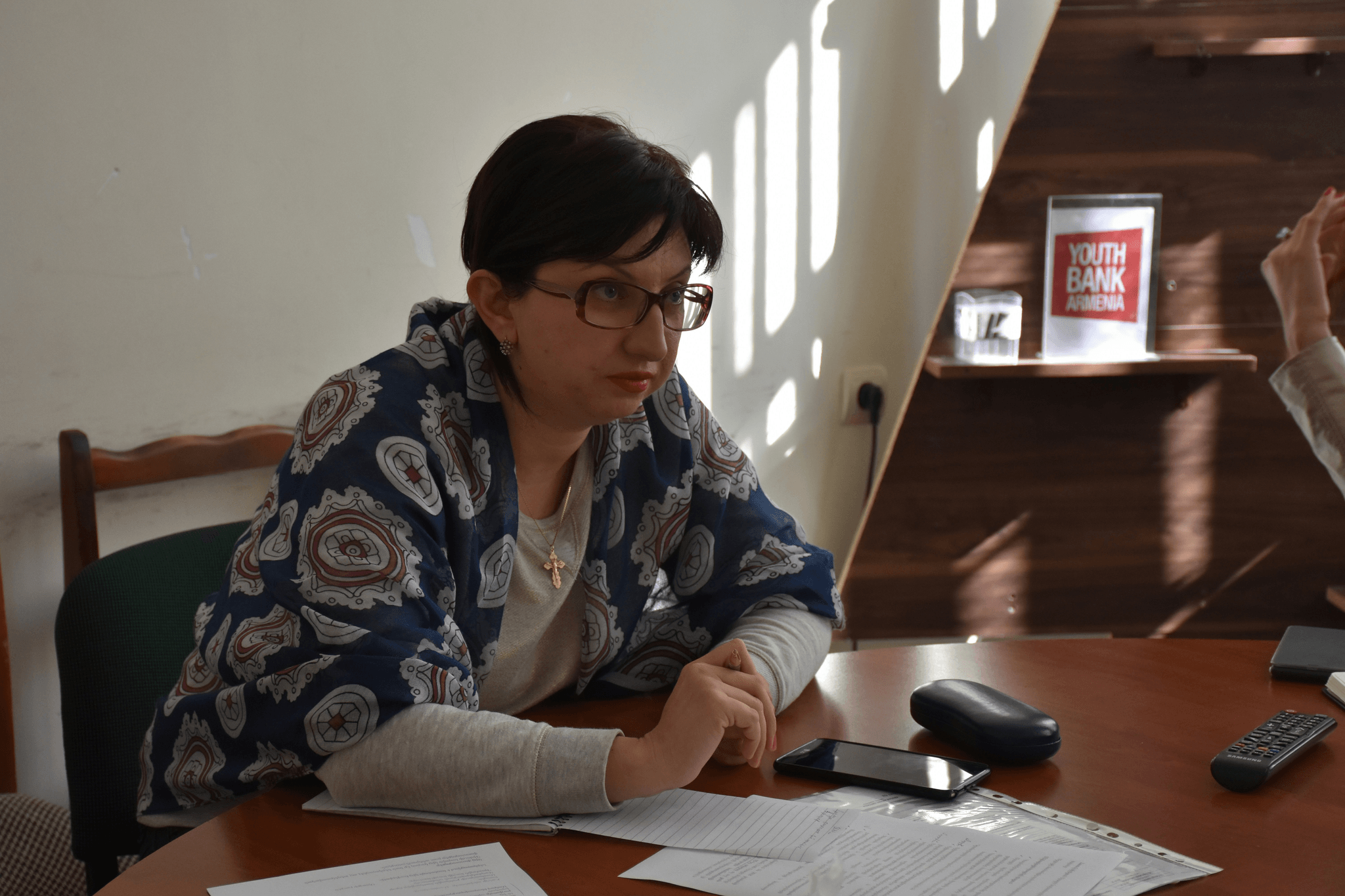 sourcing questions reveal candidate potential during interviews