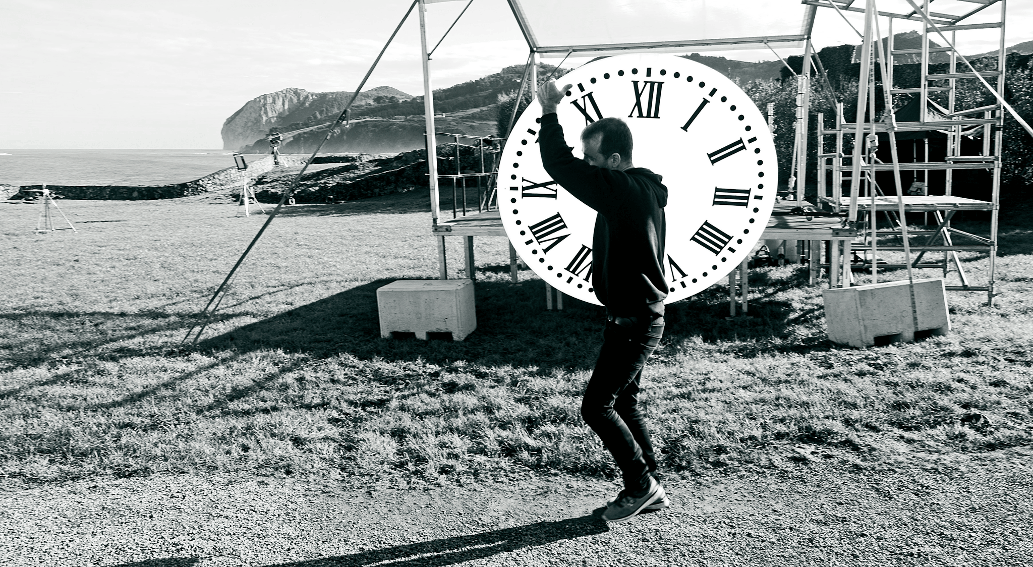 Efficiently accelerating production timelines with a manufacturing sourcing agent