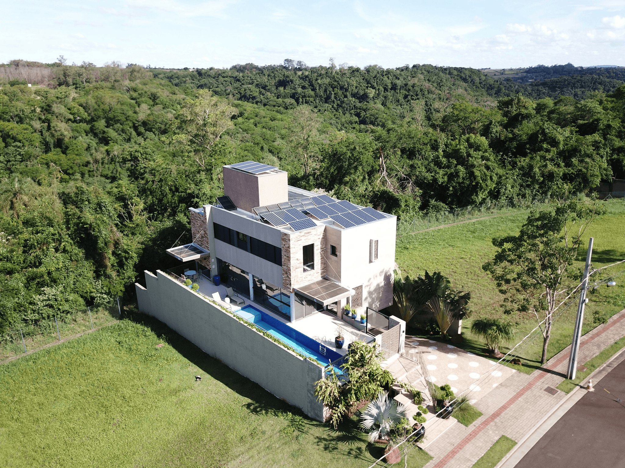 Innovative tesla modular home designs featuring solar panels