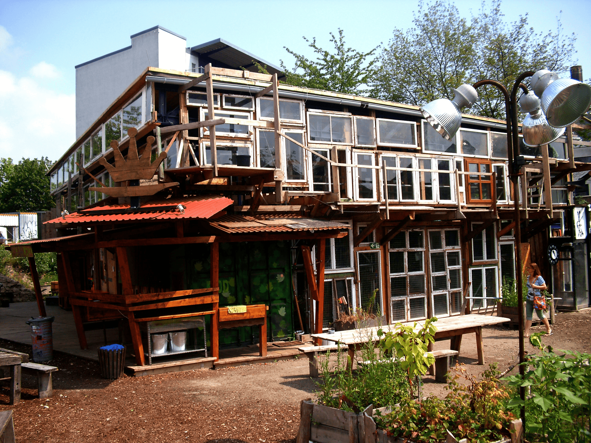 Explore stunning 2 bedroom prefab homes designed by PreFab Inc.