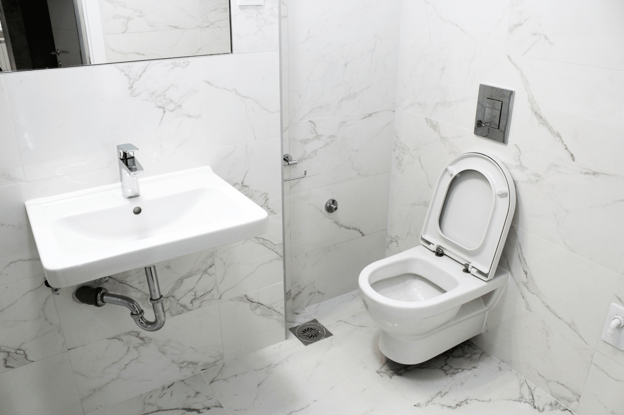 Modern bathroom showcasing top toilet brands list