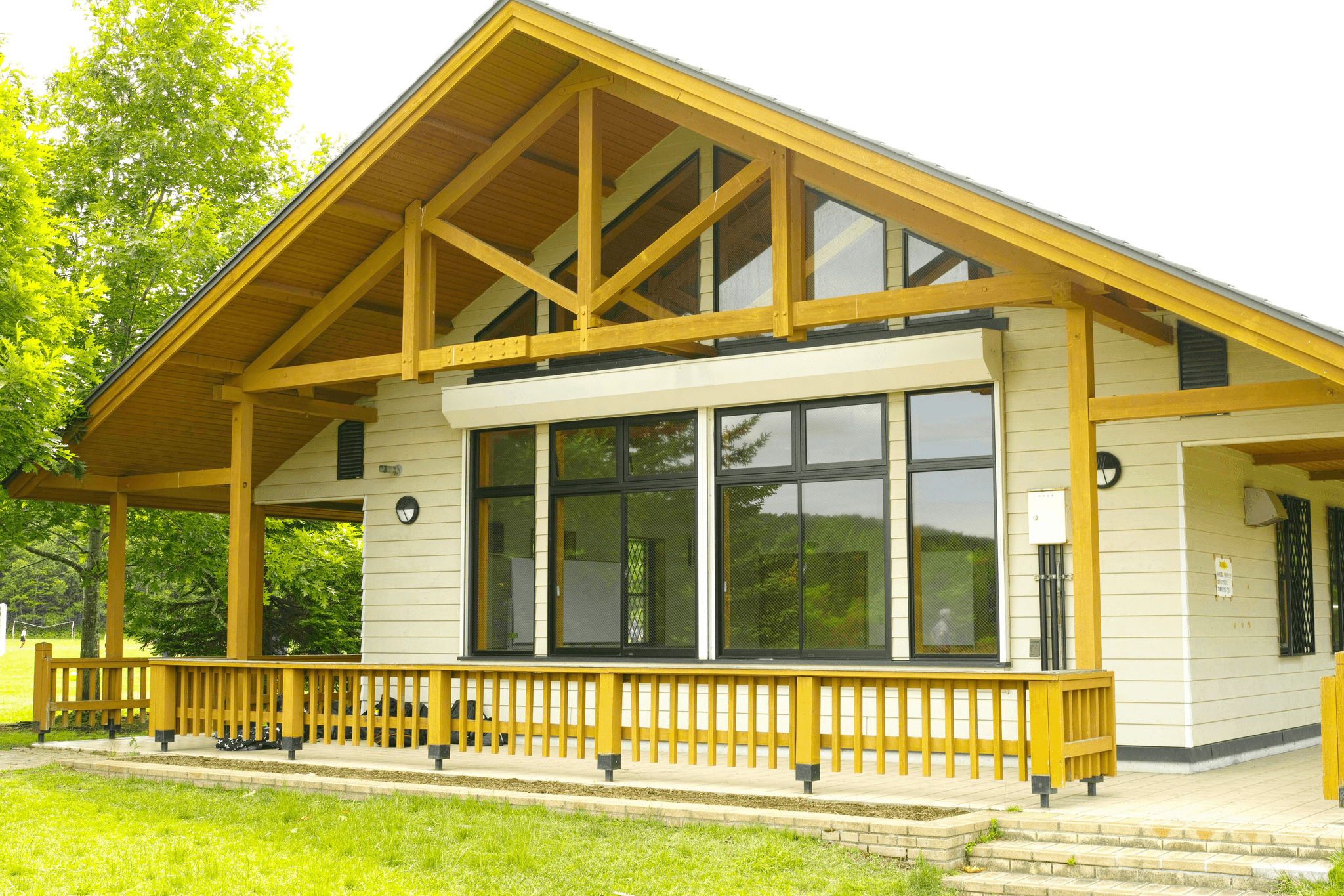 Charming modular home with outdoor living space.