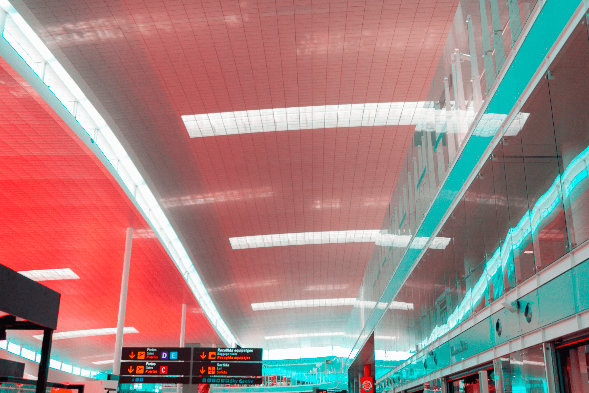 moving sidewalk innovations transforming airport travel experience