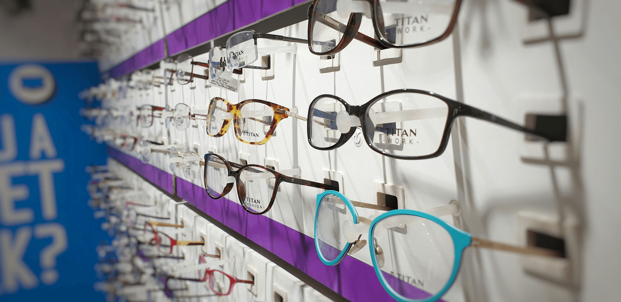 Explore trendy options from top 10 eyeglasses brands with Ogi's stylish designs.