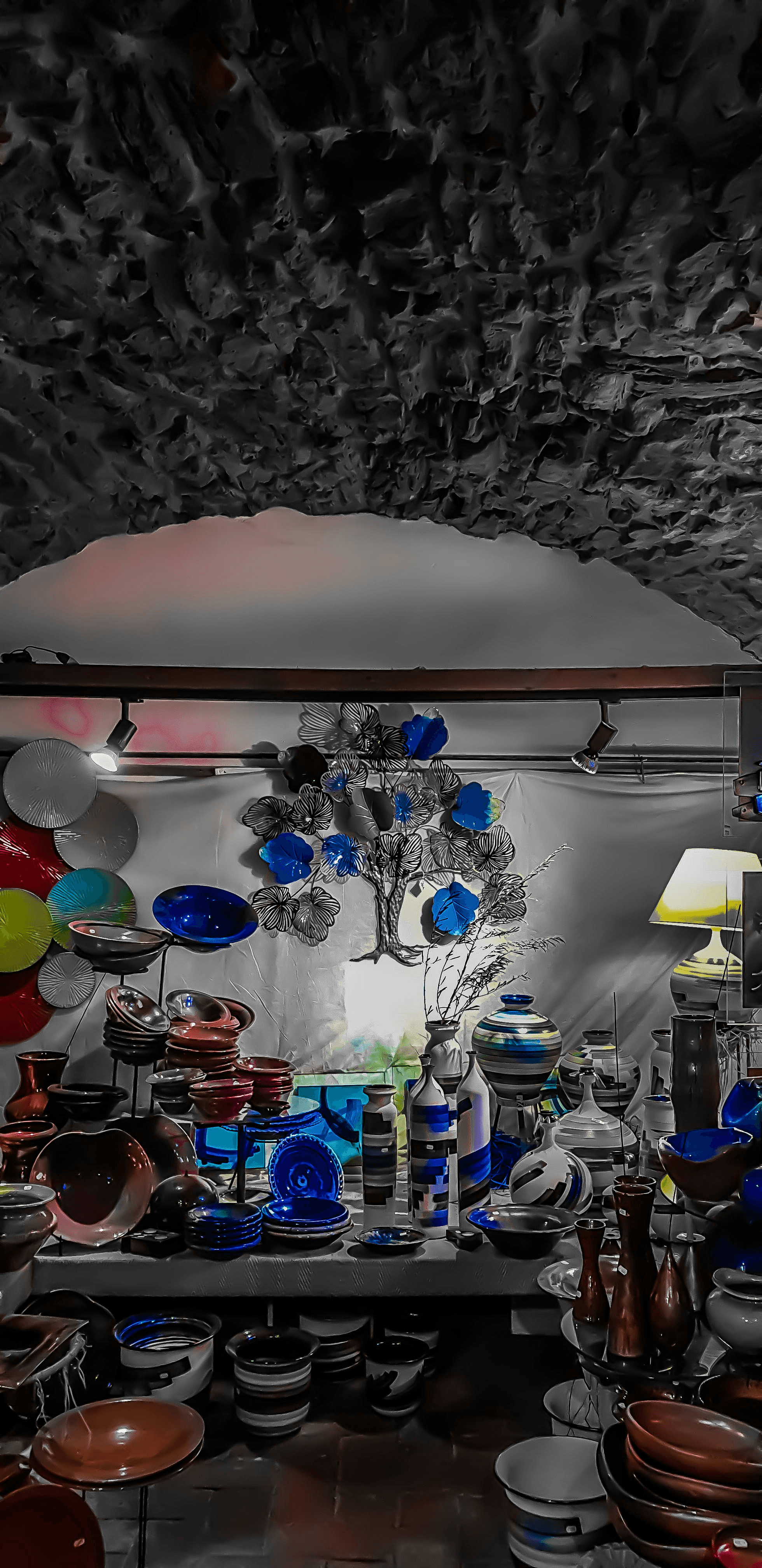 Shop container personalized interior design