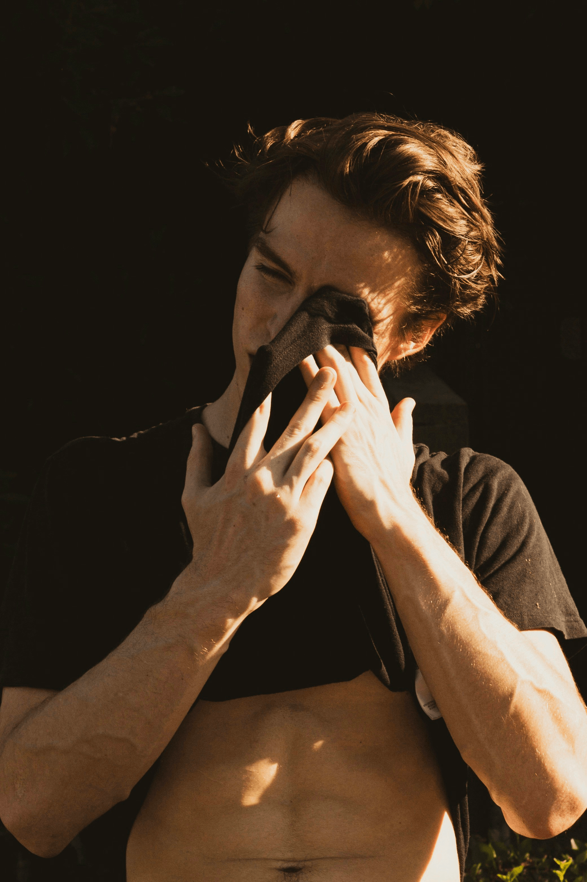 腹痛怎麼辦？先看腹痛位置！教你分辨症狀、腹痛類型、潛在疾病、紓緩方法｜淺顯易懂的行醫筆記｜療寮診所．板橋江子翠｜家醫科診所．健保一般科