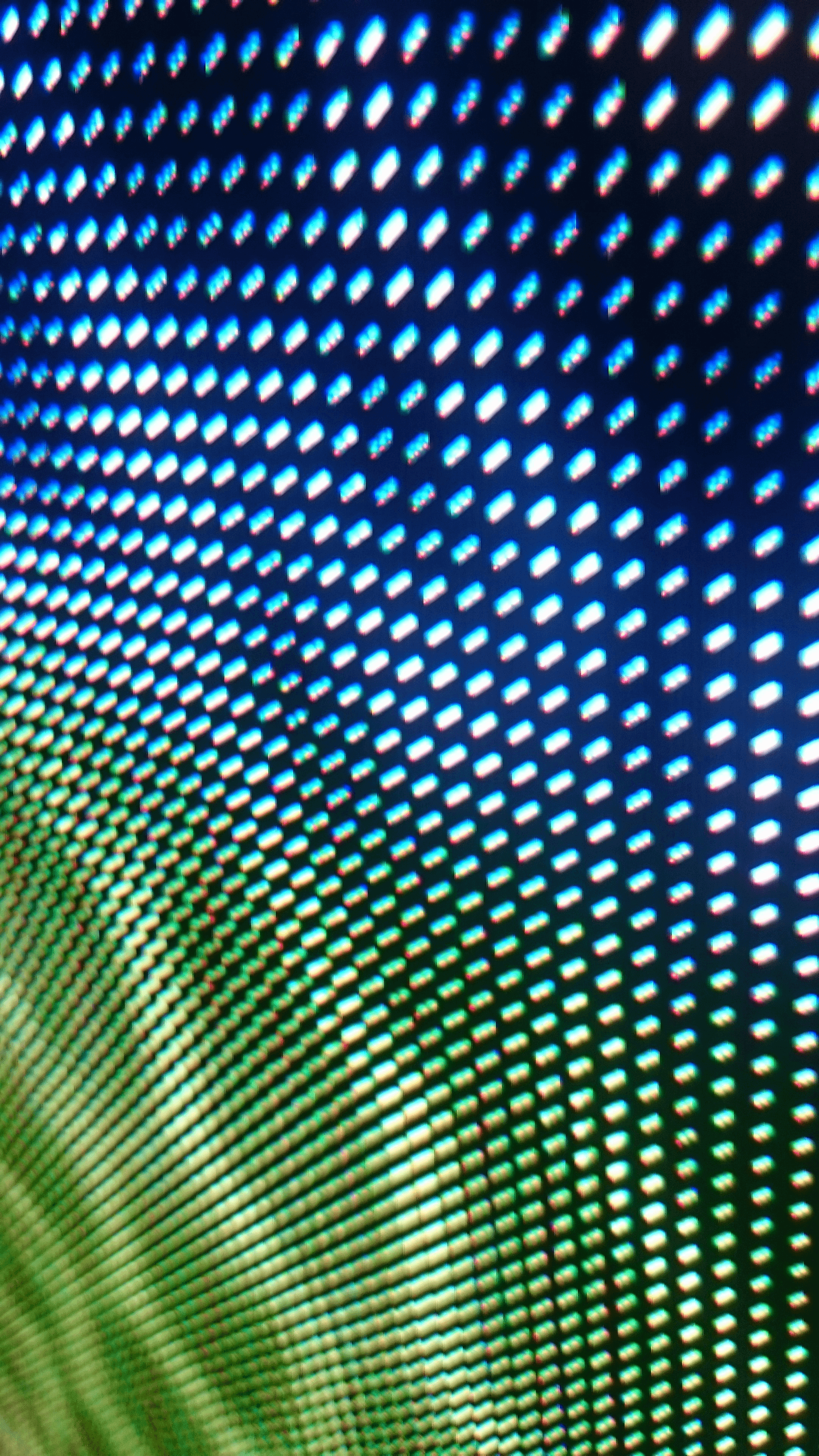 LED Screen Inspection for Style and Aesthetic Quality