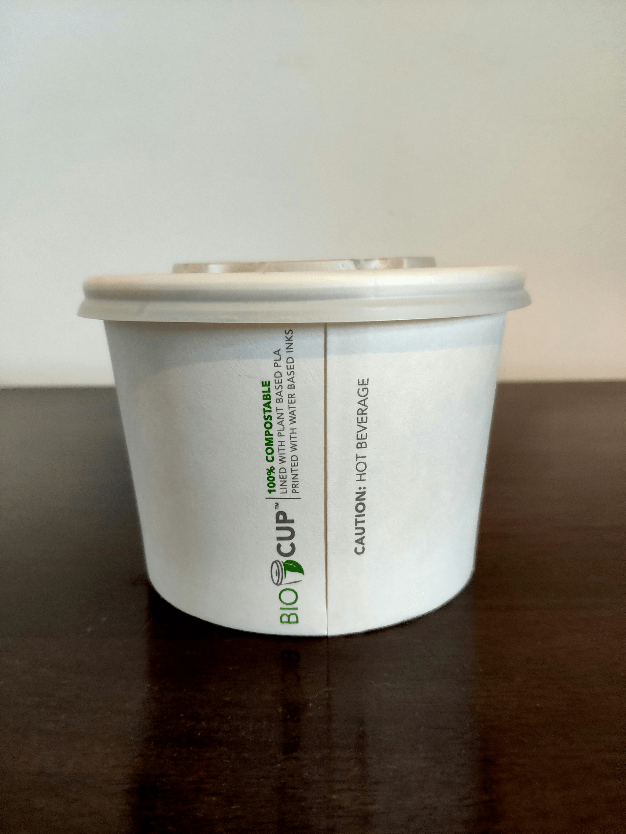 Eco-friendly compostable soup containers for sustainable takeout