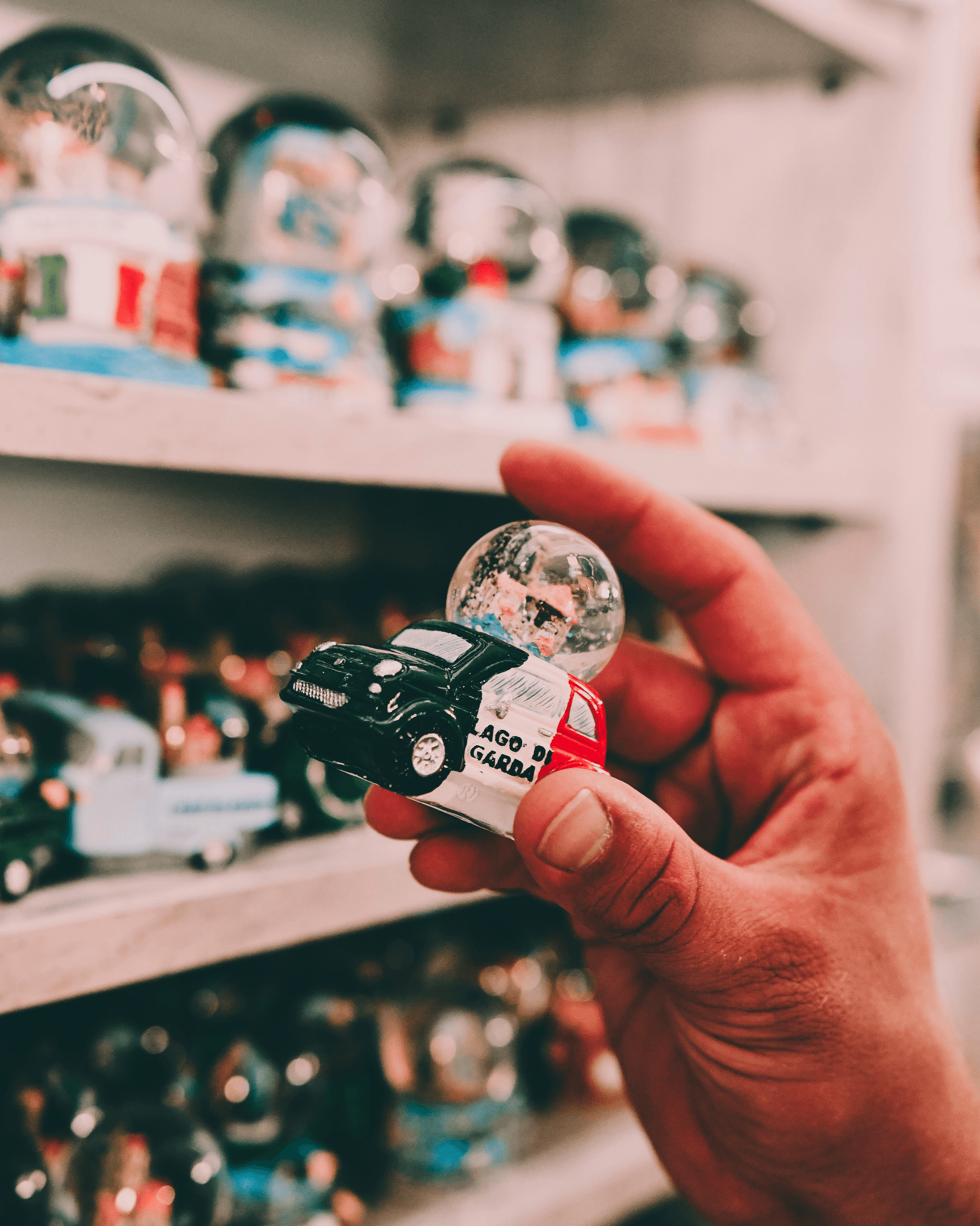 High-quality toy manufacturing facility in China producing safe products for import into India.