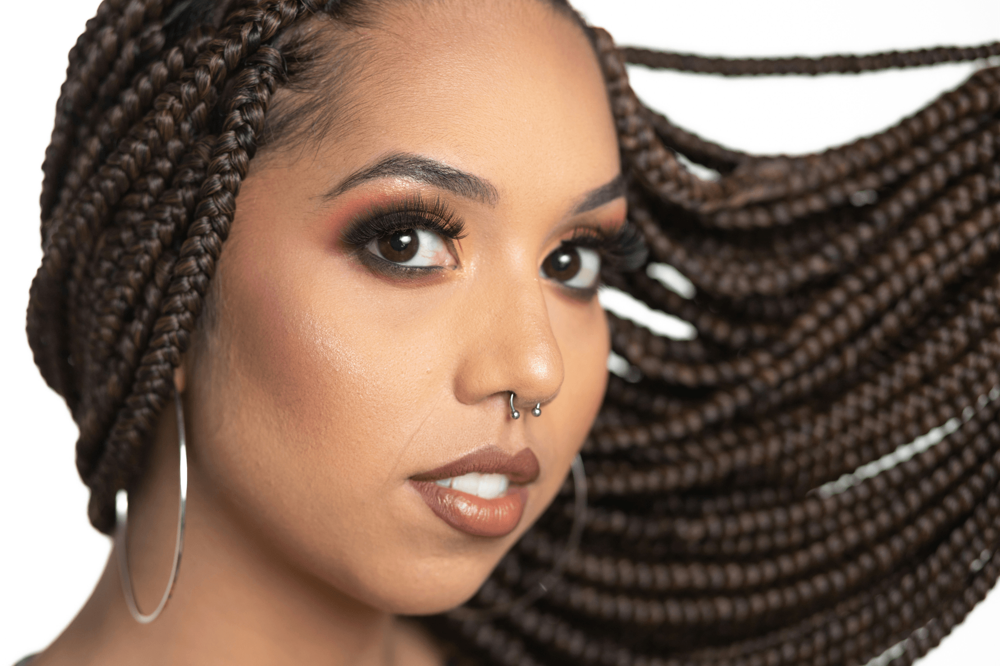 Comparison of human hair vs synthetic hair for braids