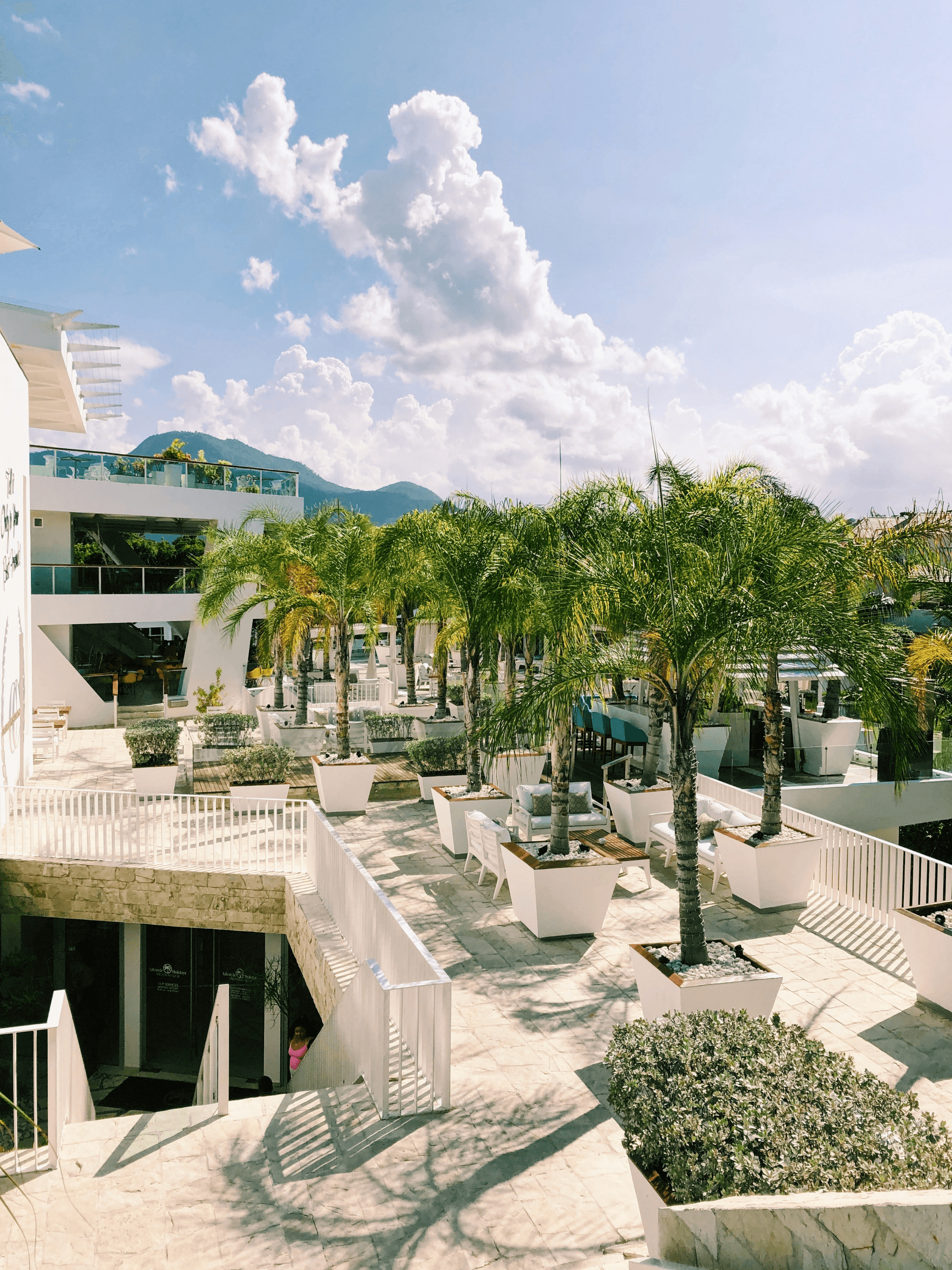 prefabricated resort offering stunning views and modern amenities