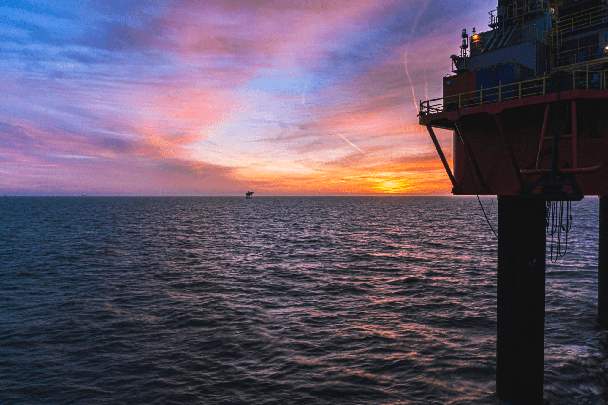 Oil rig accommodation module in harsh environment.