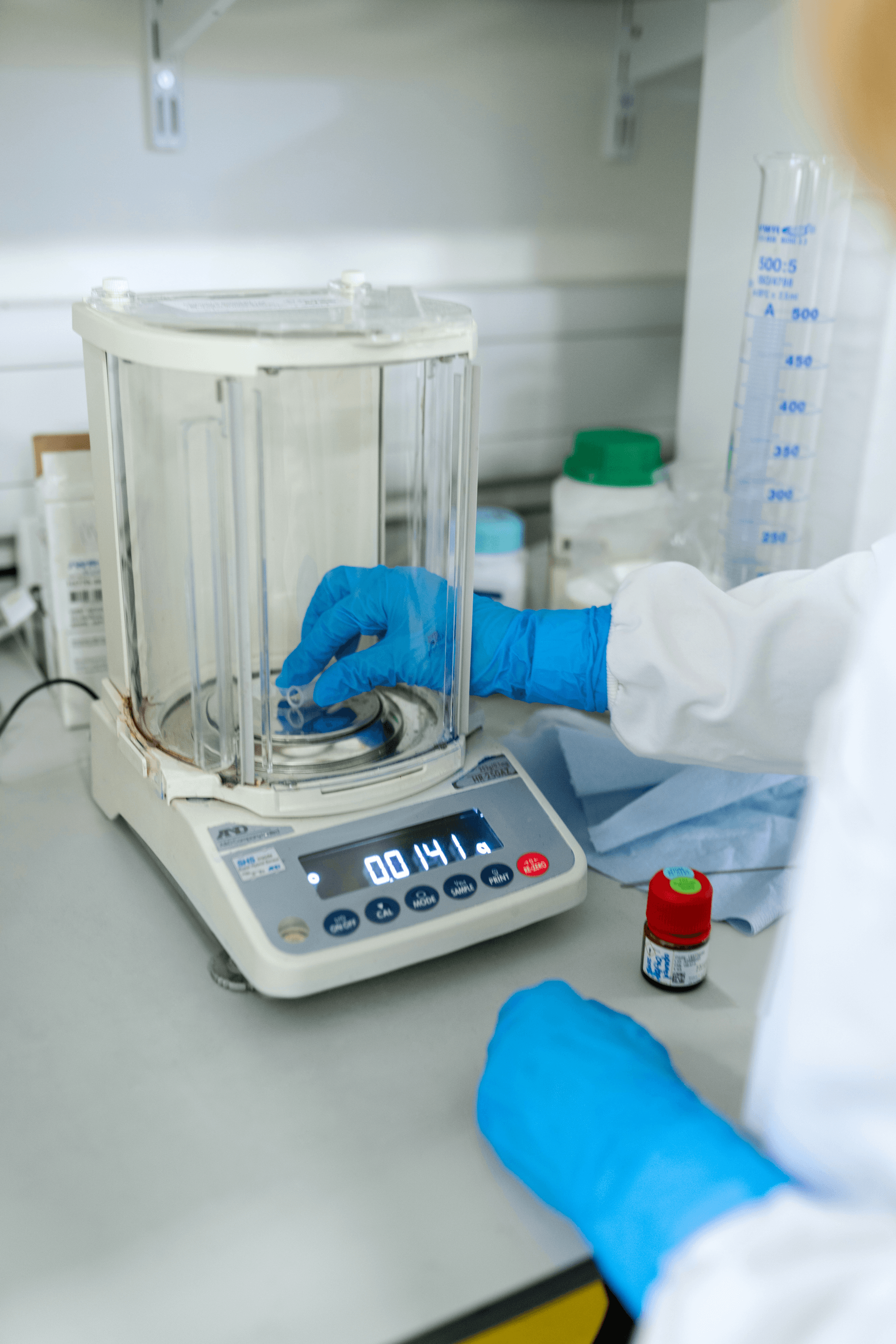 Deodorant Inspection during batching process ensuring quality control.