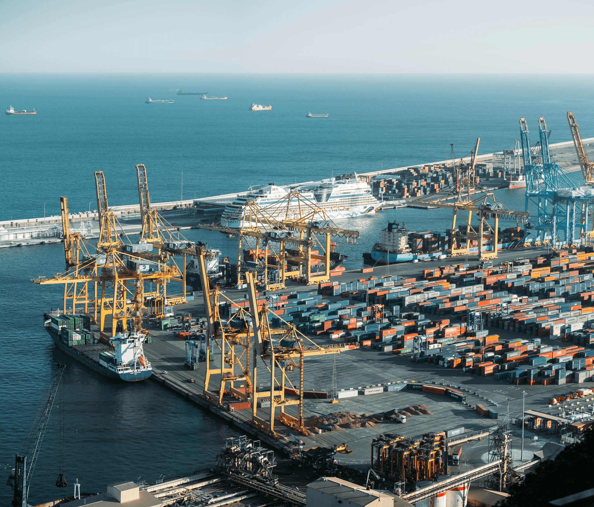 Efficient shipping and freight options when buying in bulk from China