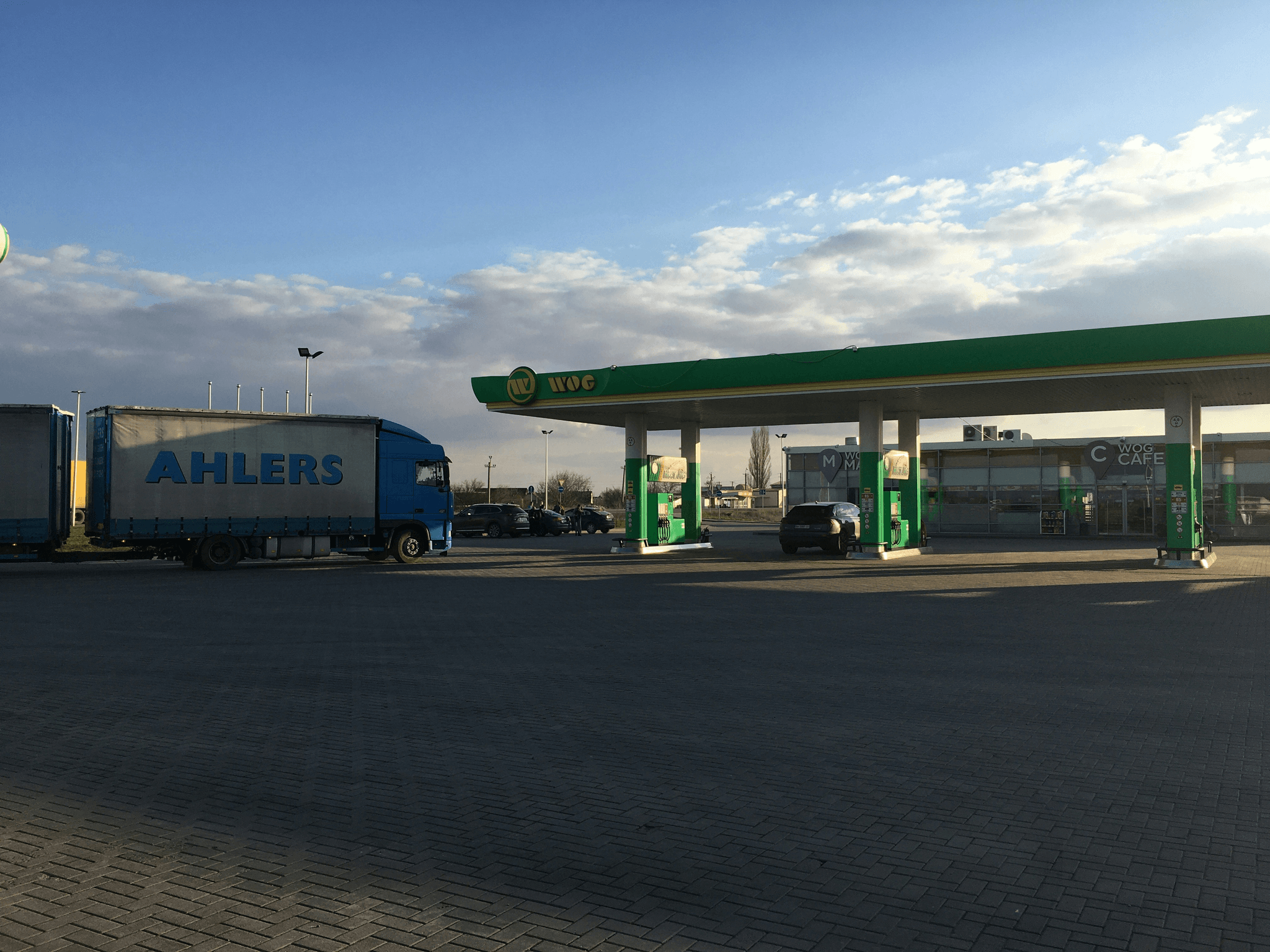 Explore top quality aviation fuel trucks for sale today.