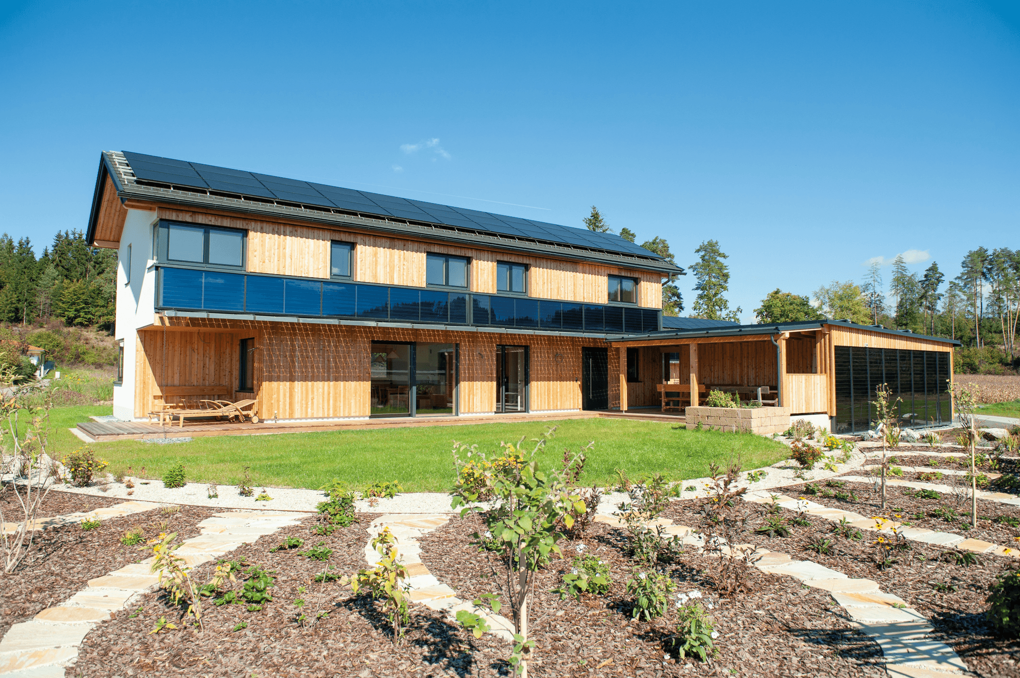 Innovative House Architecture with Eco-Friendly Design