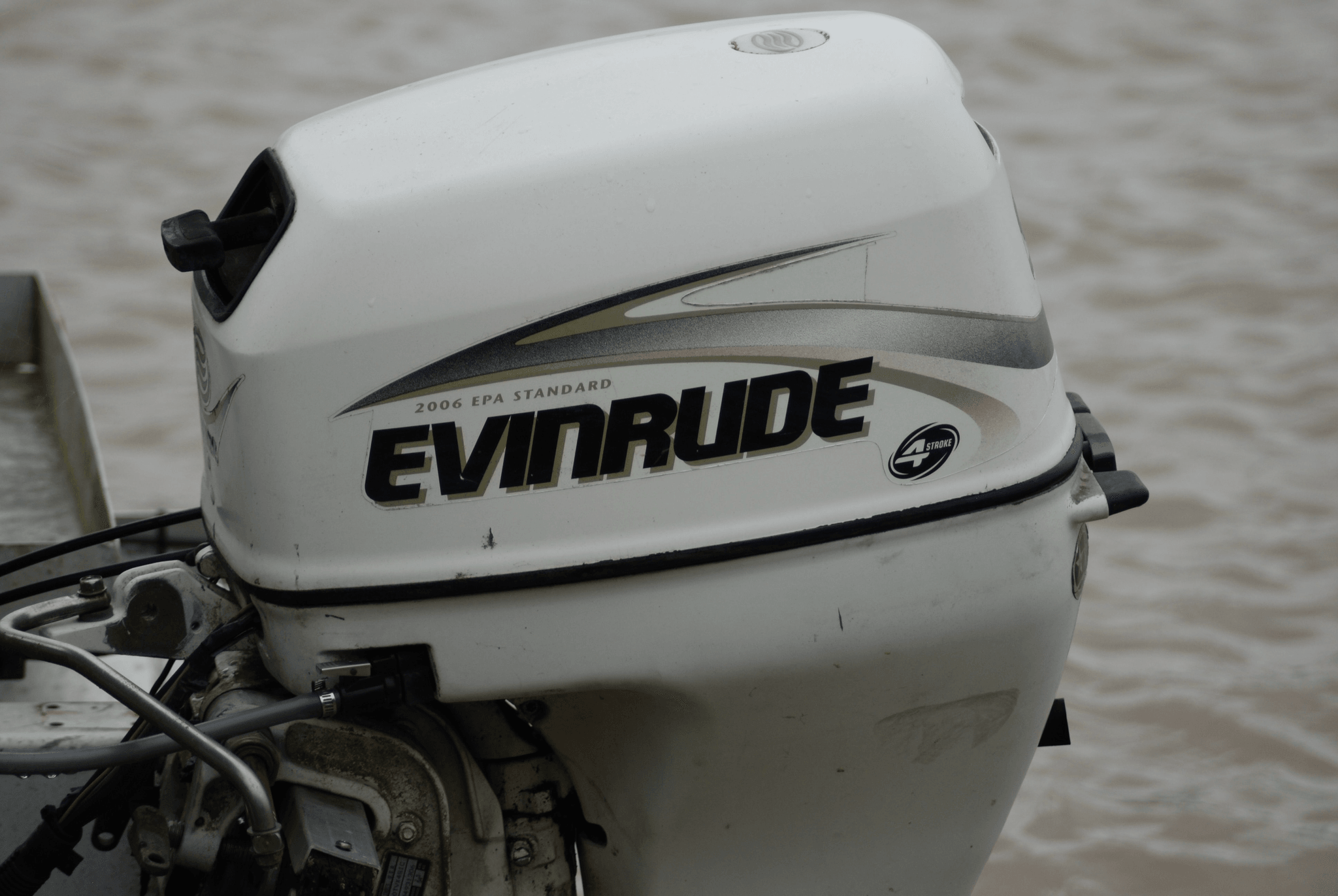 Enhance Your Boating Experience with a Reliable Outboard Motor for Your 16 Foot Aluminum Boat