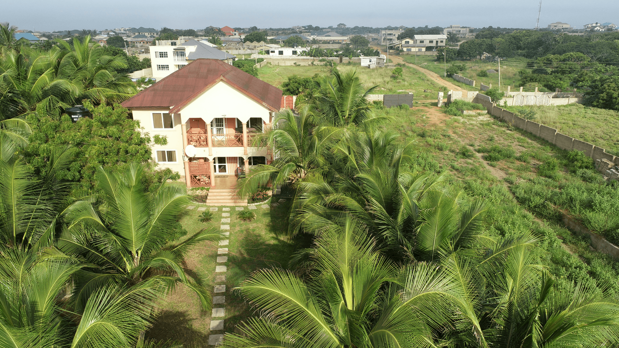 Eco friendly house with natural landscaping