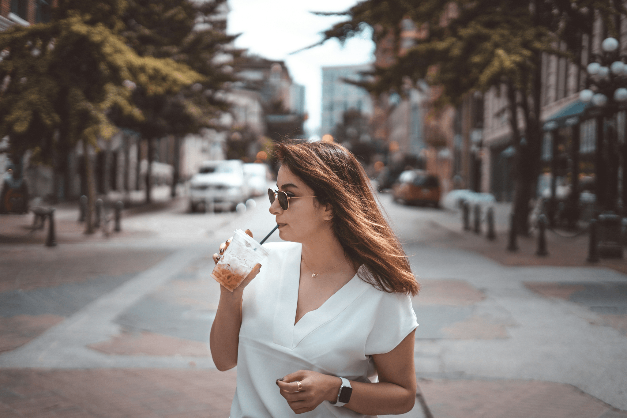 一直喝水還是渴？突然感到口乾舌燥？家醫科醫師教您分辨症狀、疾病前兆｜淺顯易懂的行醫筆記｜療寮診所．板橋江子翠｜家醫科診所．健保一般科