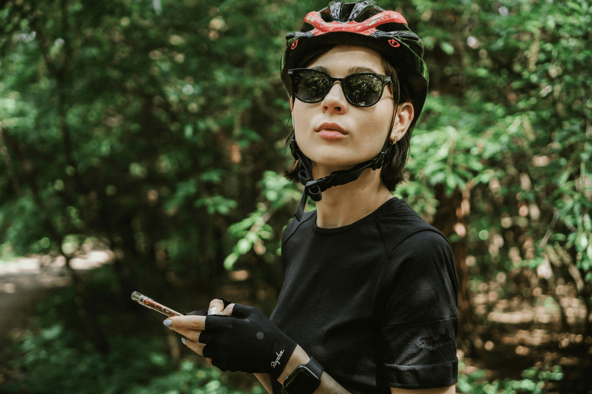 Explore different types of lenses for glasses suitable for mountain biking.