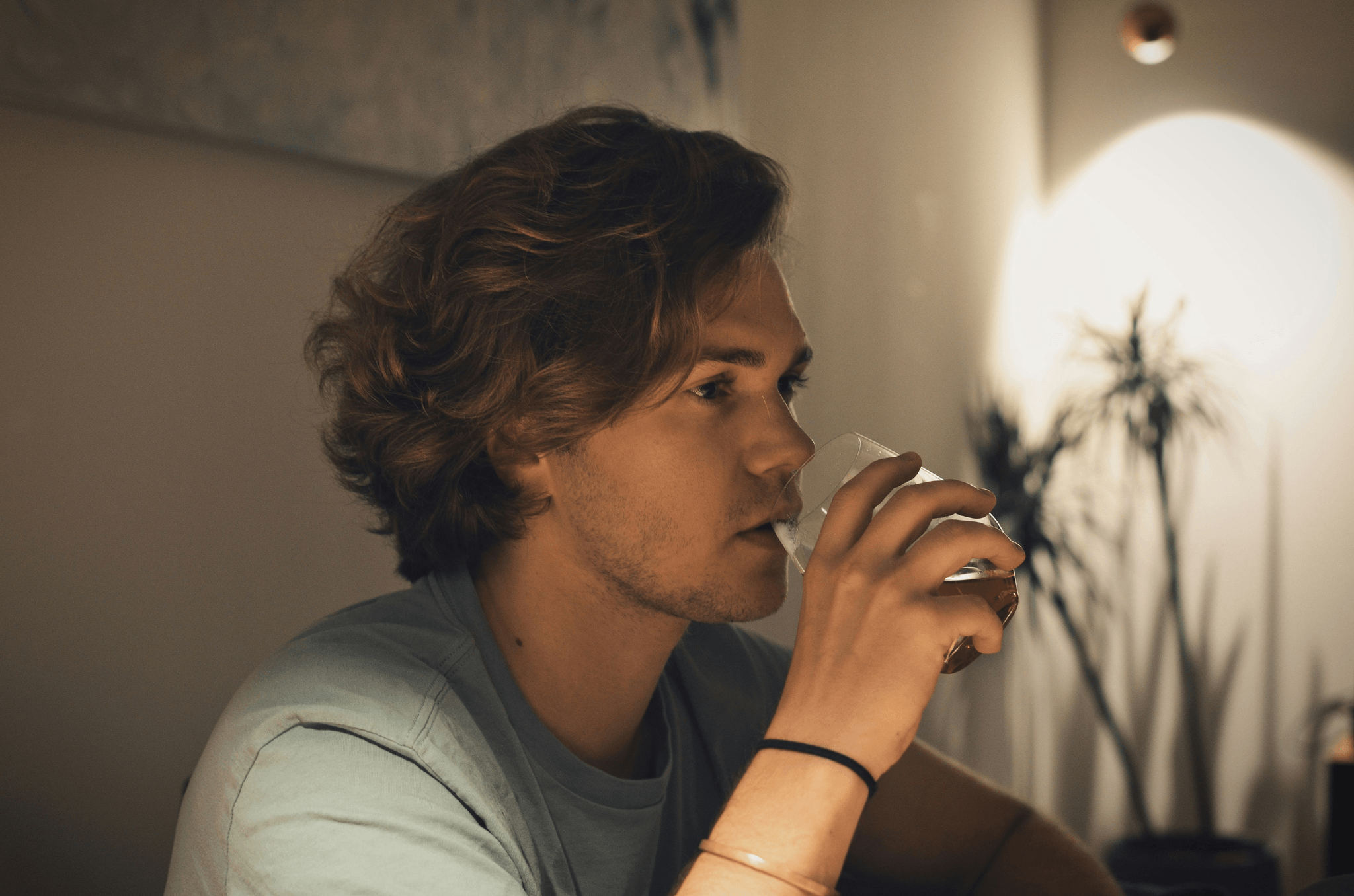 一直喝水還是渴？突然感到口乾舌燥？家醫科醫師教您分辨症狀、疾病前兆｜淺顯易懂的行醫筆記｜療寮診所．板橋江子翠｜家醫科診所．健保一般科