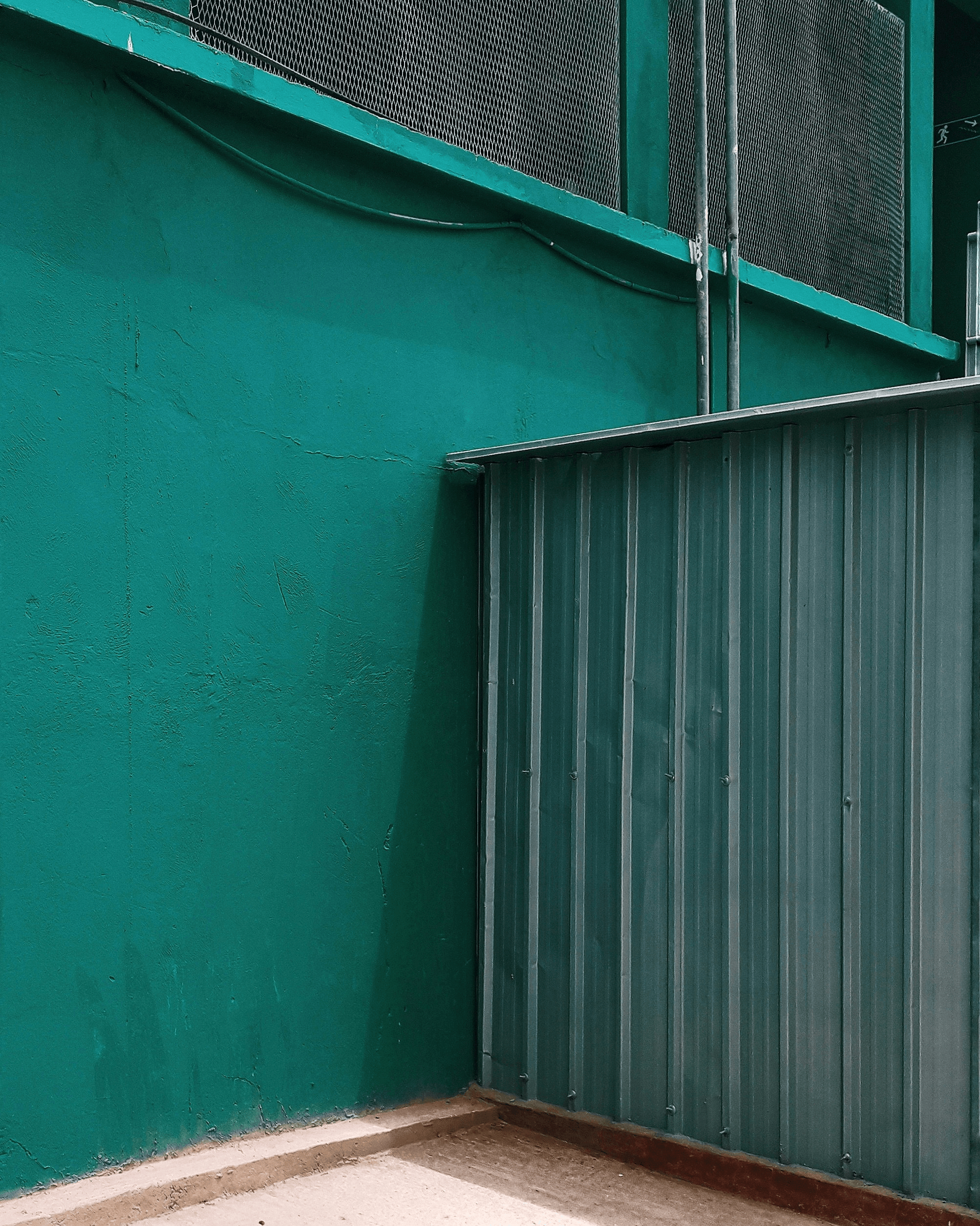 do container homes rust? Essential maintenance practices shown.