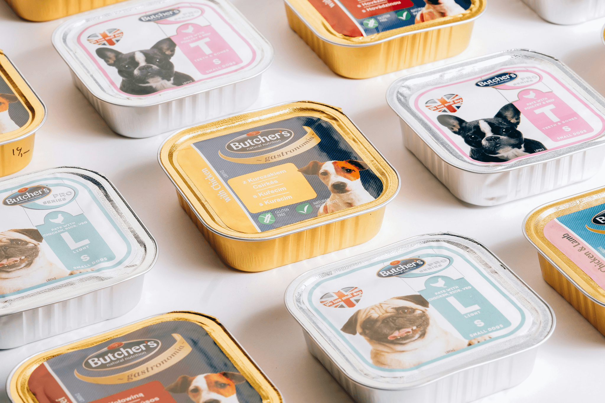 Pet Product Quality Control certifications enhance trustworthiness.